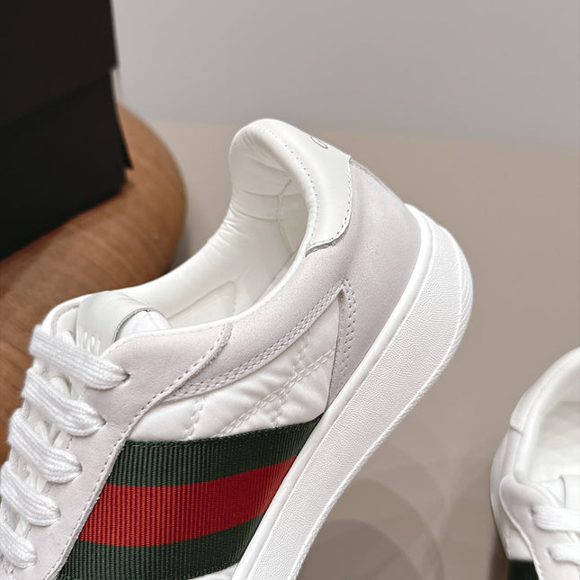 GUCCI 26S SNEAKERS IN WHITE SUEDE AND FABRIC
