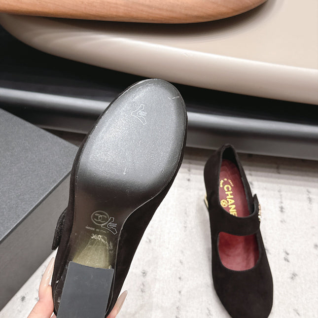 CHANEL 26S MARY JANE BLOCK HEEL PUMPS 80 MM IN BLACK SUEDE