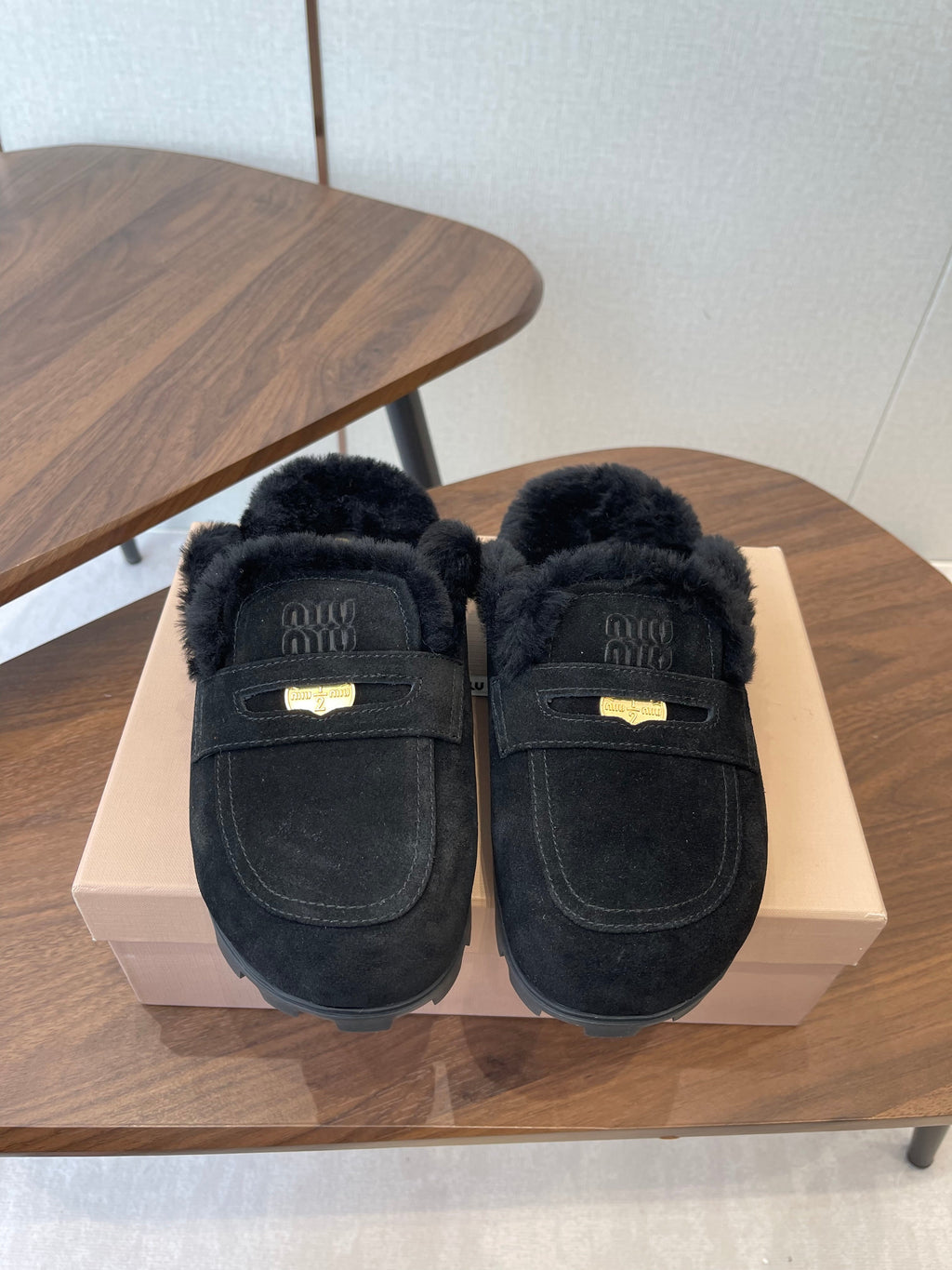 MIUMIU 25S MULES SLIPPERS SHEEPWOOL IN BLACK SUEDE