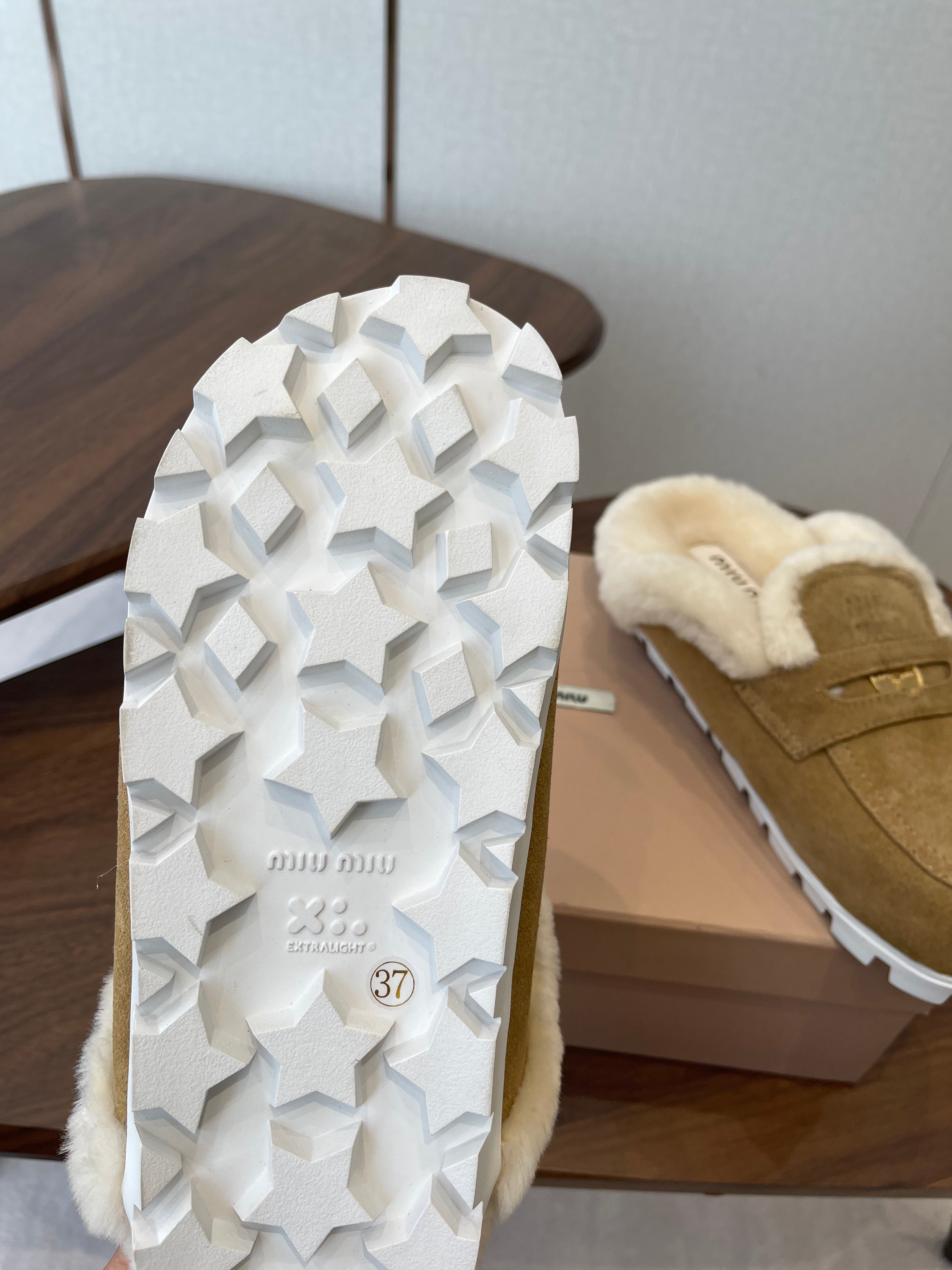 MIUMIU 25S MULES SLIPPERS SHEEPWOOL IN BROWN SUEDE