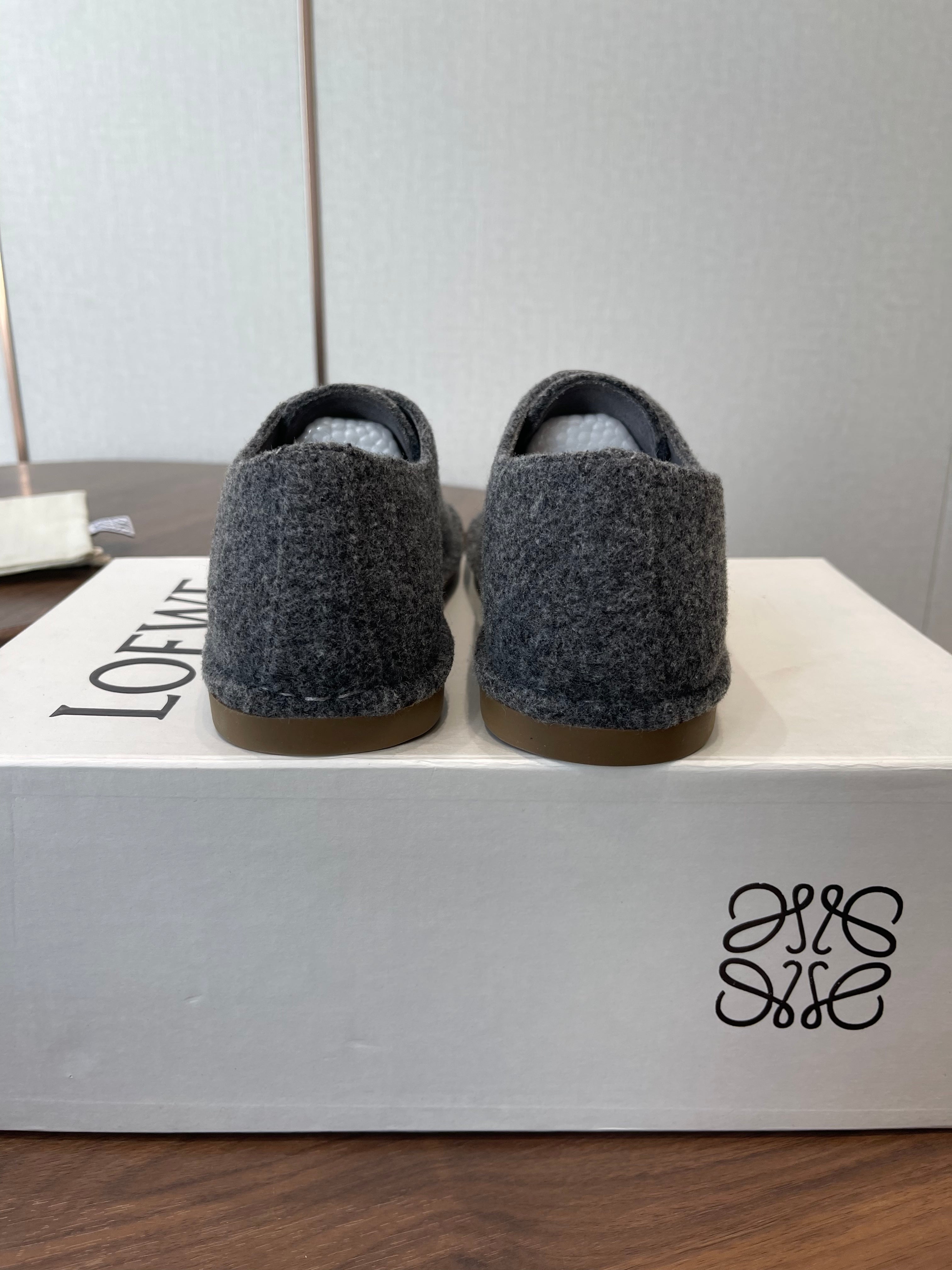LOEWE 26S FOLIO DERBY SHOES IN DARK GRAY SUEDE