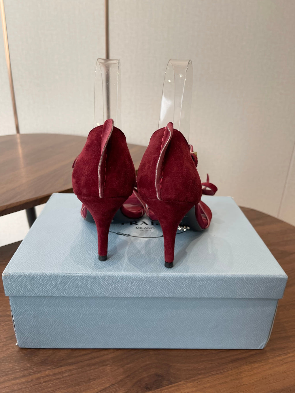 PRADA 26S HIGH HEEL SANDALS 85MM IN BURGUNDY RED SUEDE WITH BOW