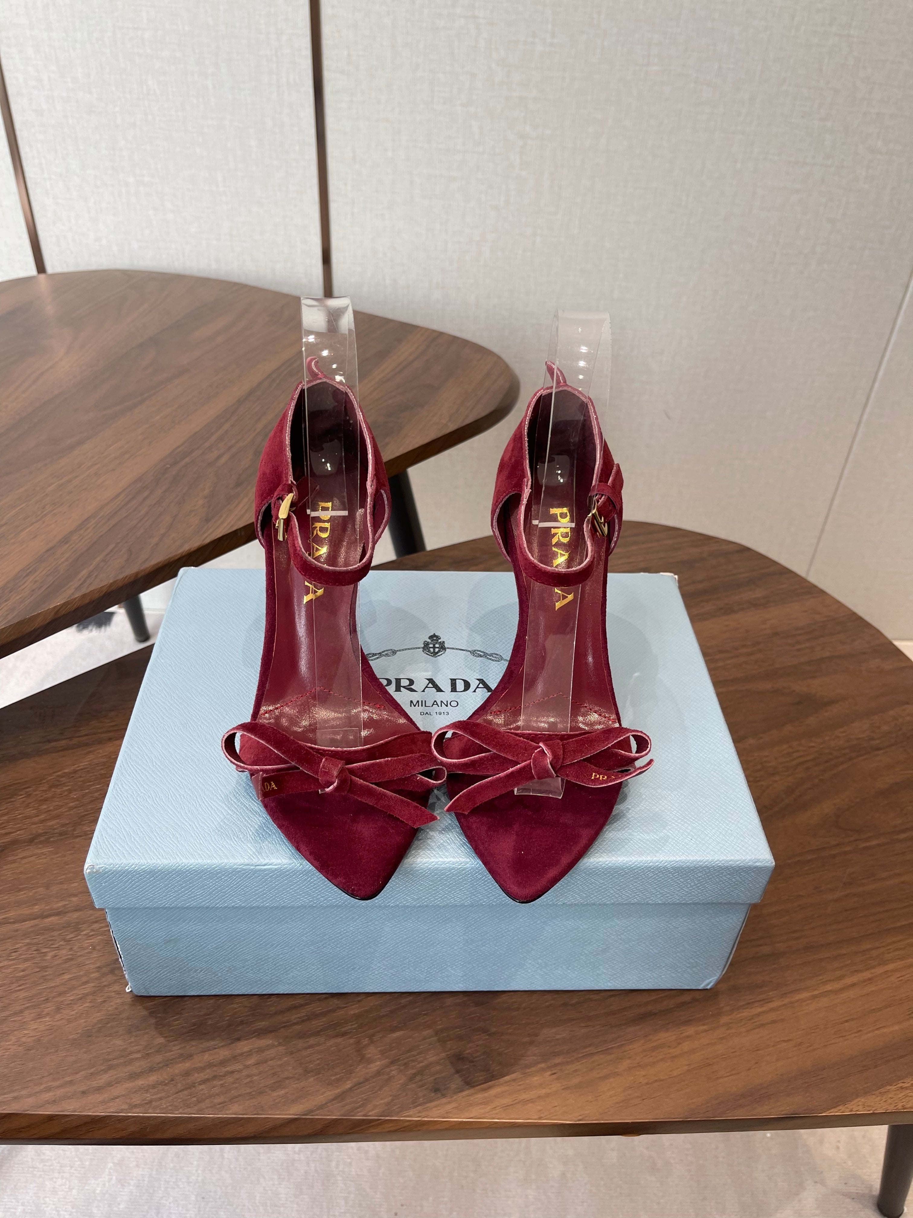 PRADA 26S HIGH HEEL SANDALS 85MM IN BURGUNDY RED SUEDE WITH BOW