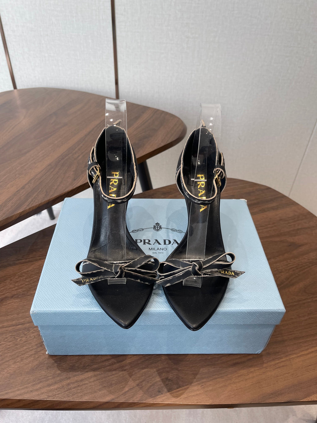 PRADA 26S HIGH HEEL SANDALS 85MM IN BLACK CALFSKIN WITH BOW