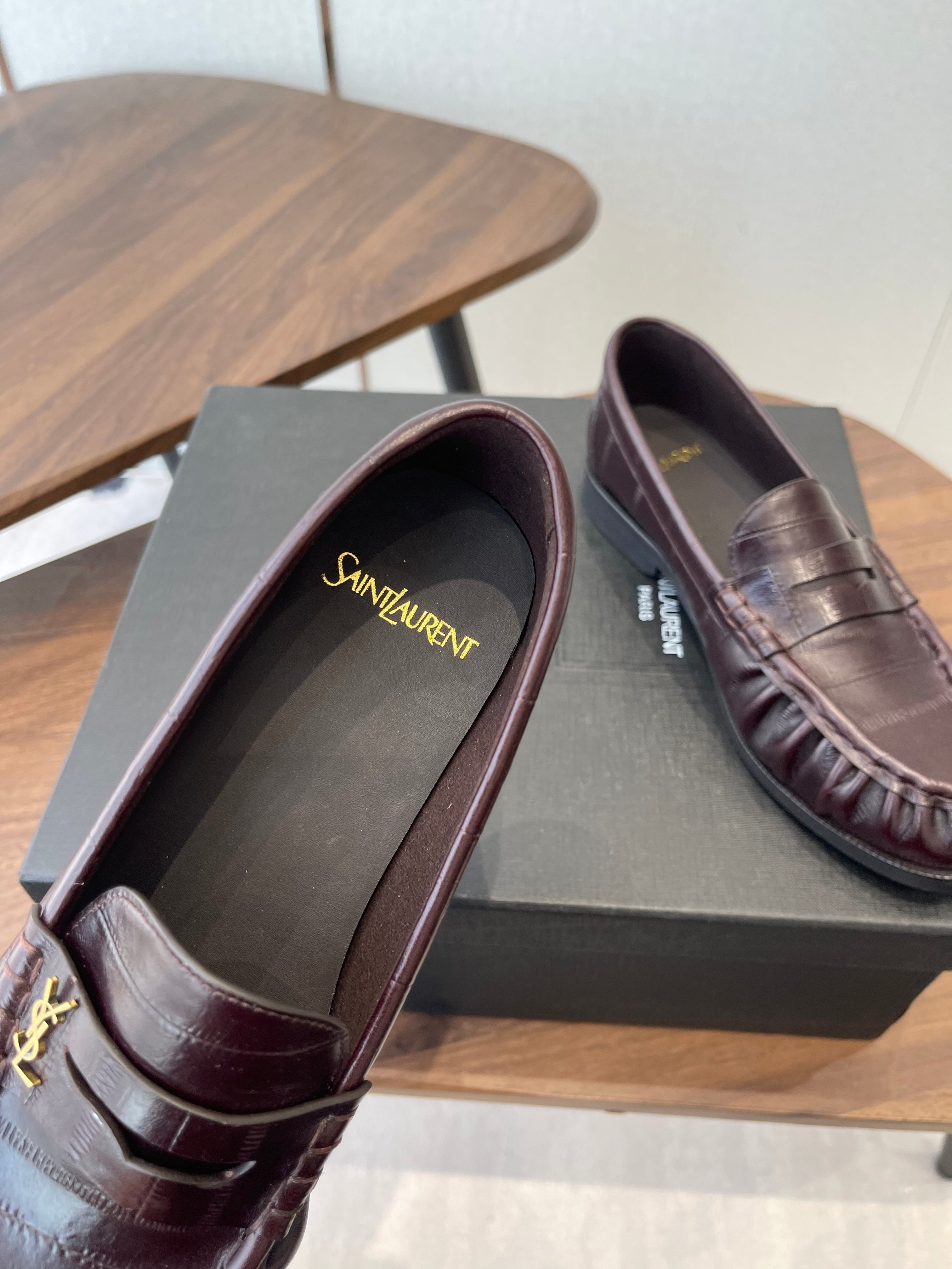 YSL 26S LOAFER IN DARK RED BROWN CALFSKIN