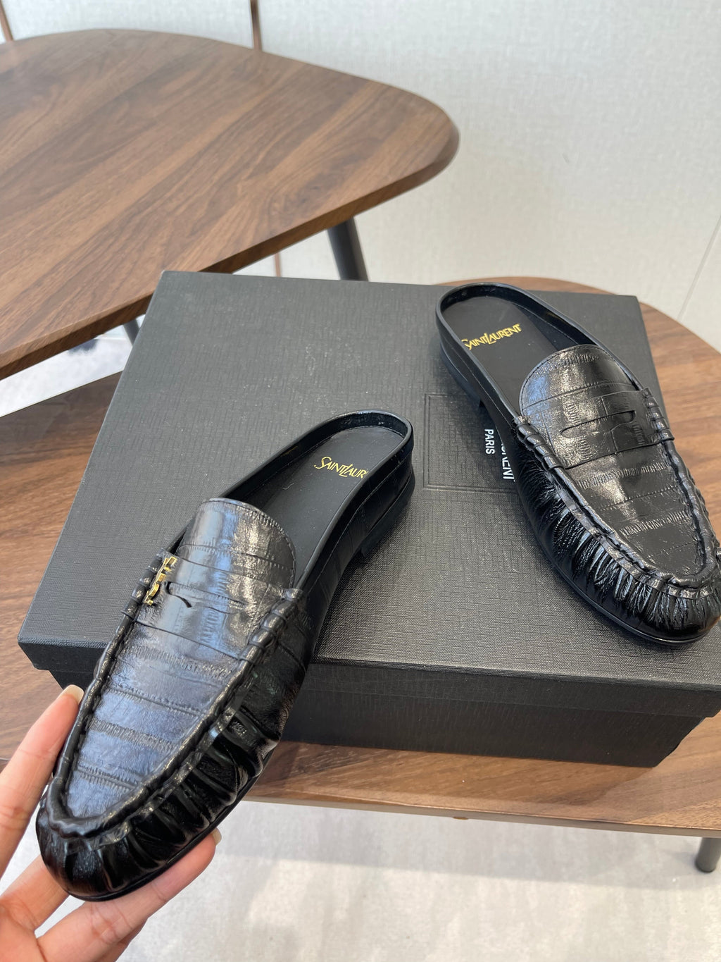 YSL 26S LOAFER MULES IN BLACK CALFSKIN