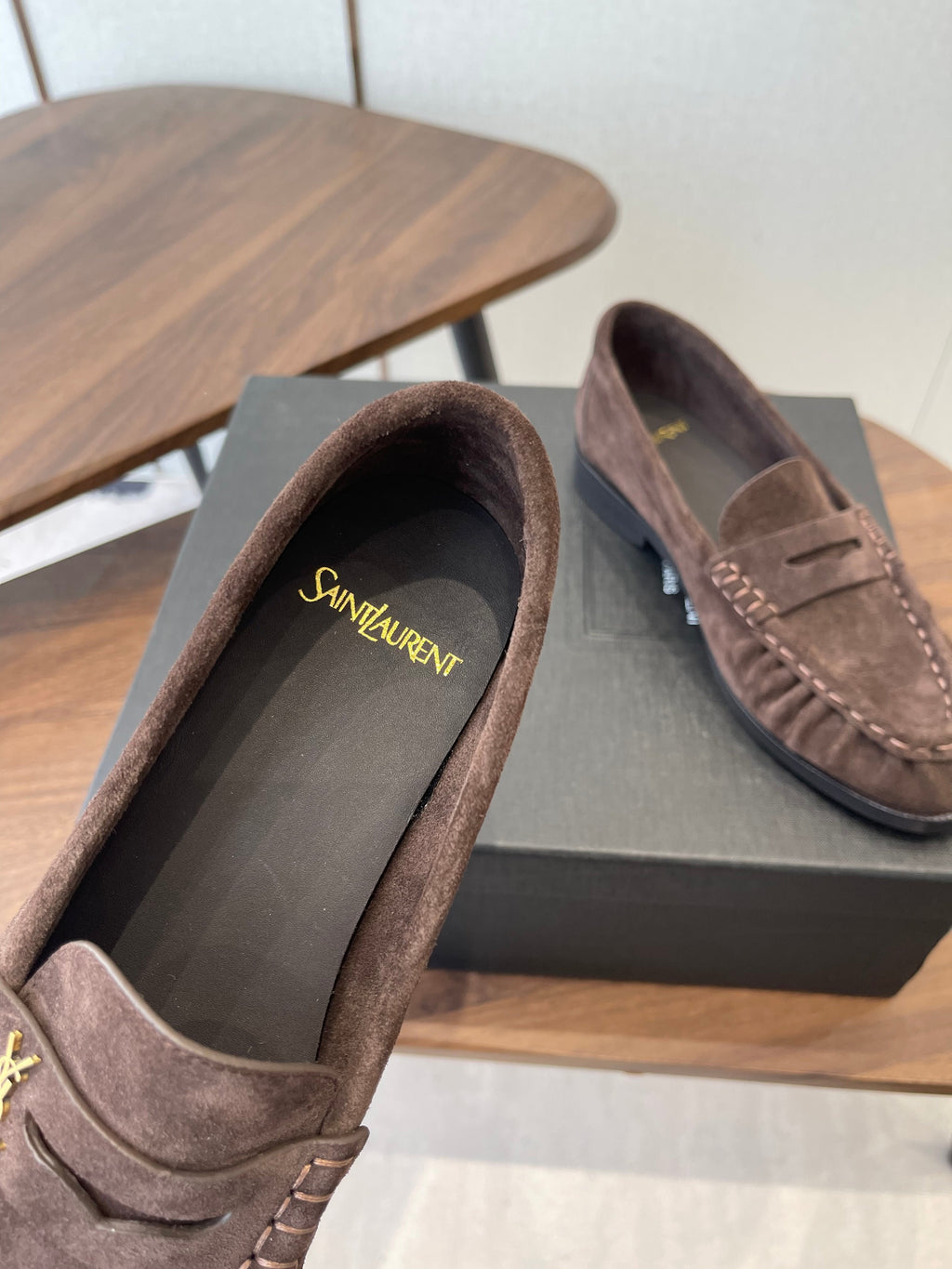 YSL 26S LOAFER IN EARTH BROWN SUEDE