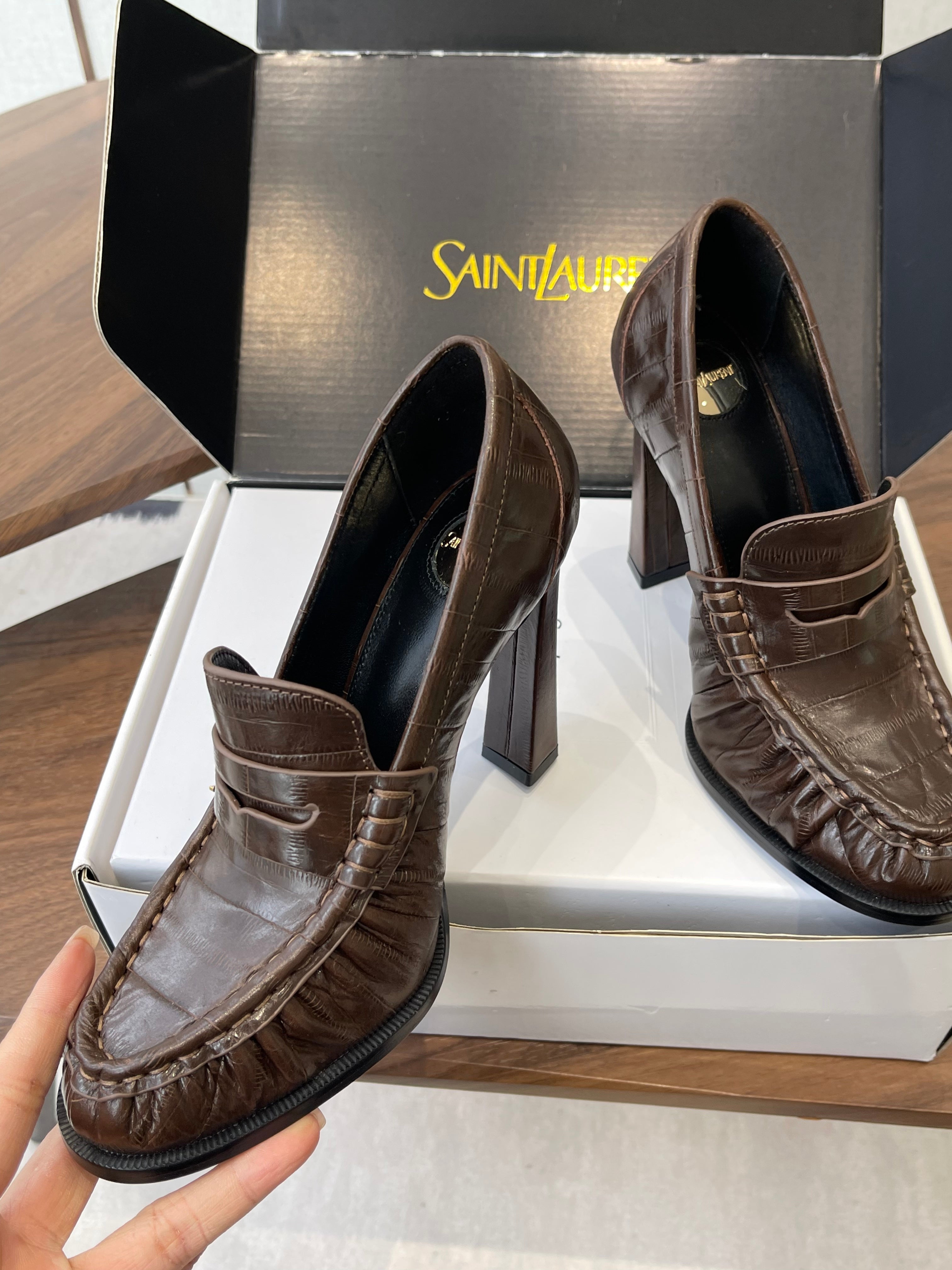 YSL 26S HEELED LOAFERS 100 MM IN DARK BROWN CALFSKIN