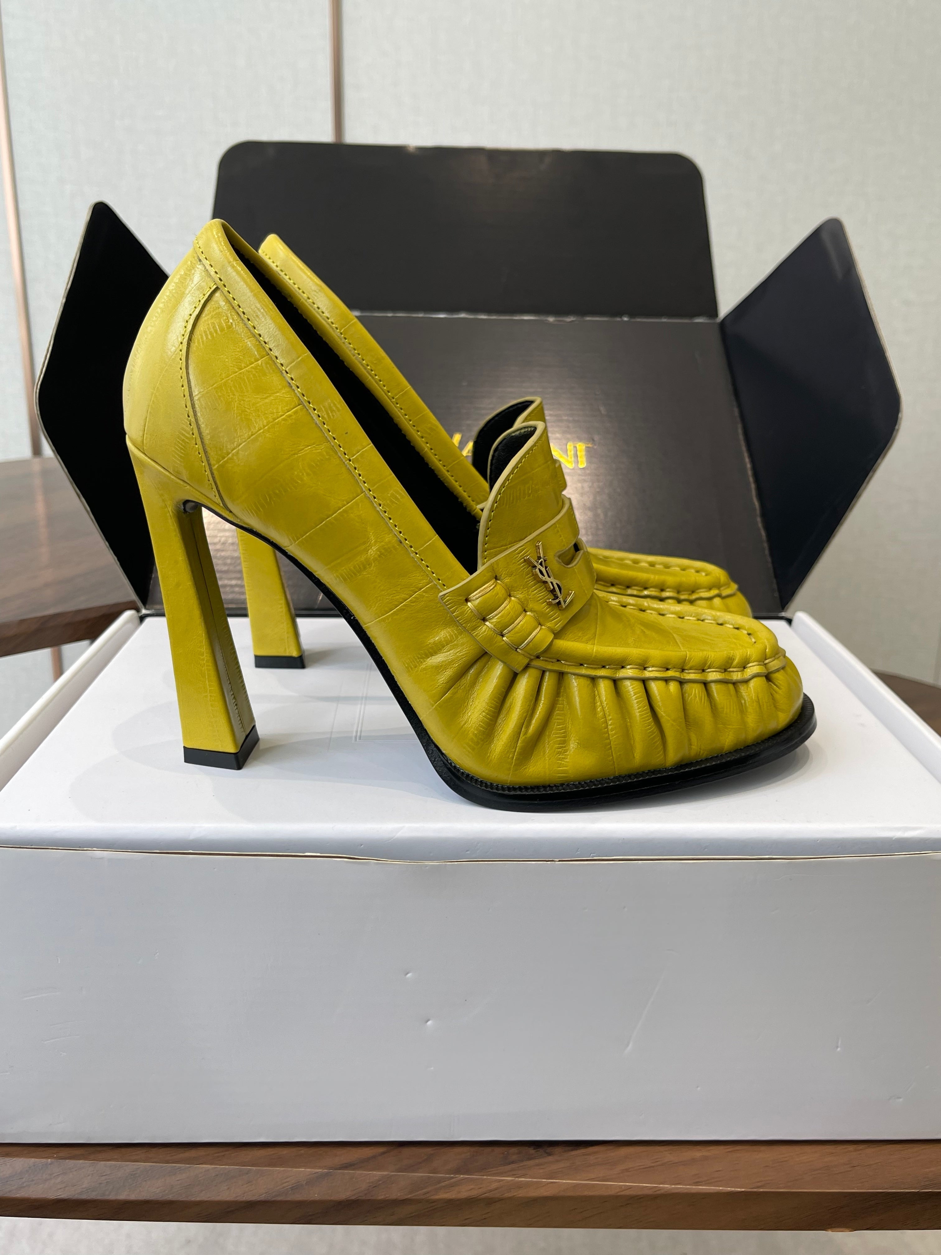 YSL 26S HEELED LOAFERS 100 MM IN YELLOW CALFSKIN