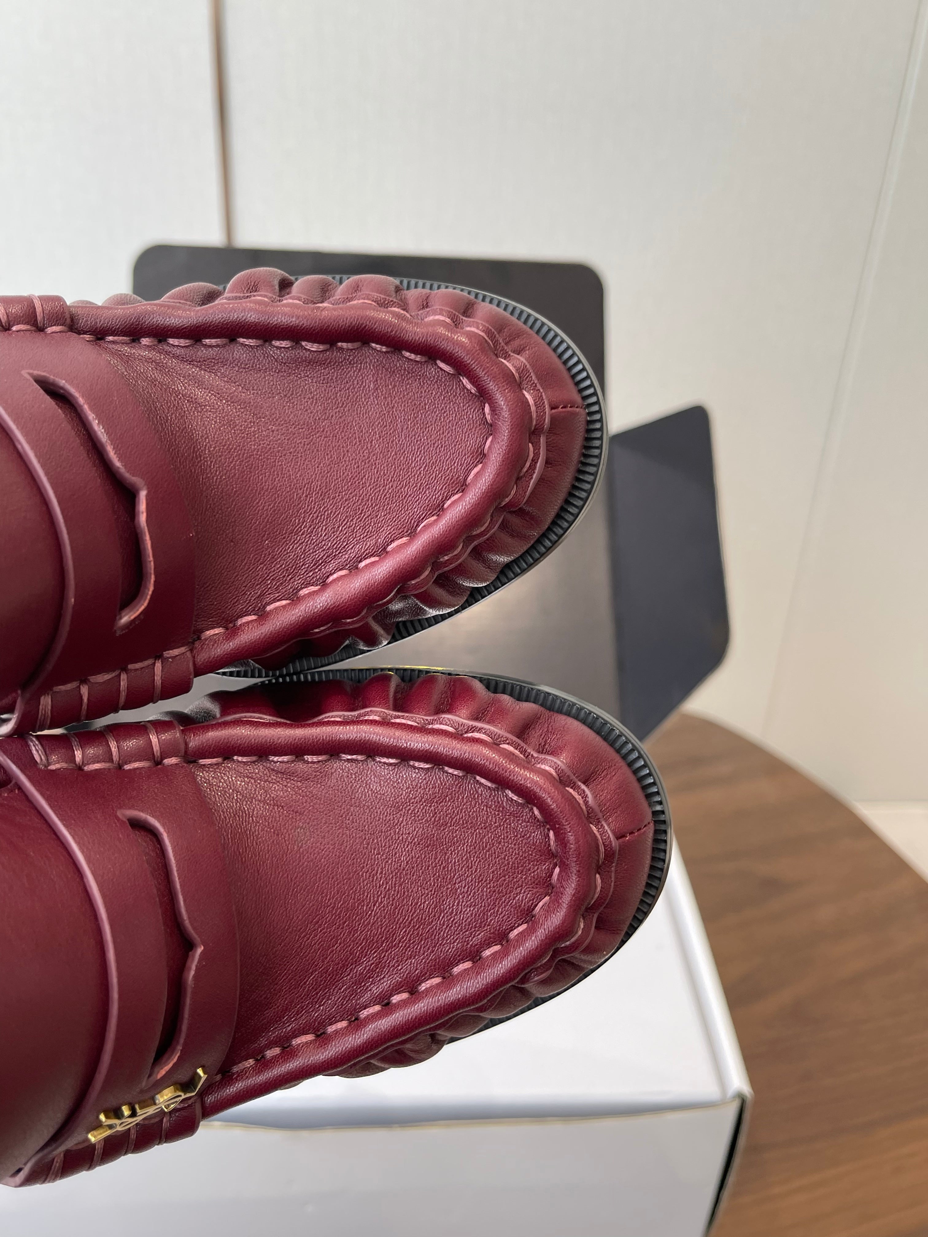 YSL 26S HEELED LOAFERS 100 MM IN DARK RED CALFSKIN