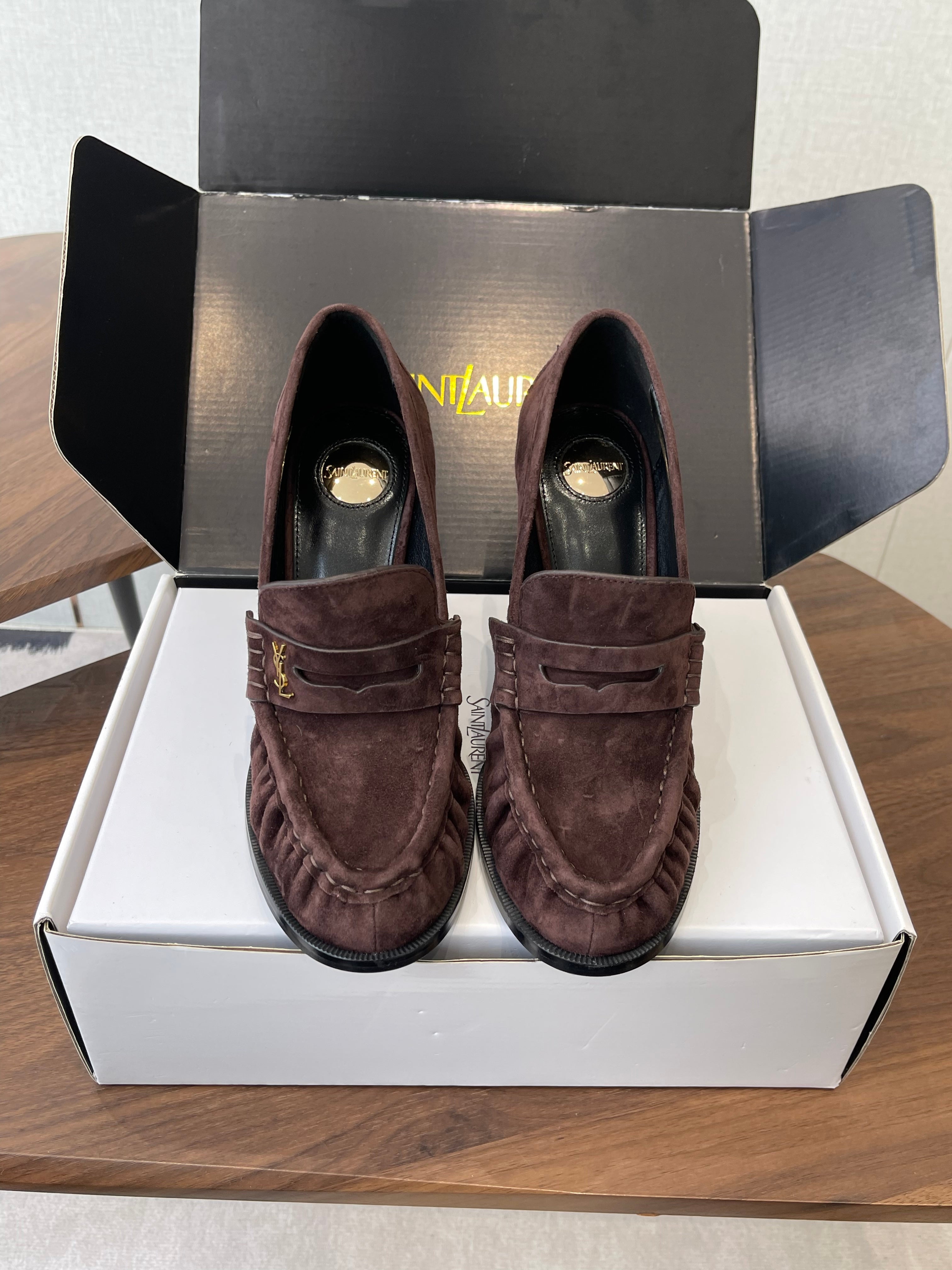 YSL 26S HEELED LOAFERS 100 MM IN WINE BROWN SUEDE