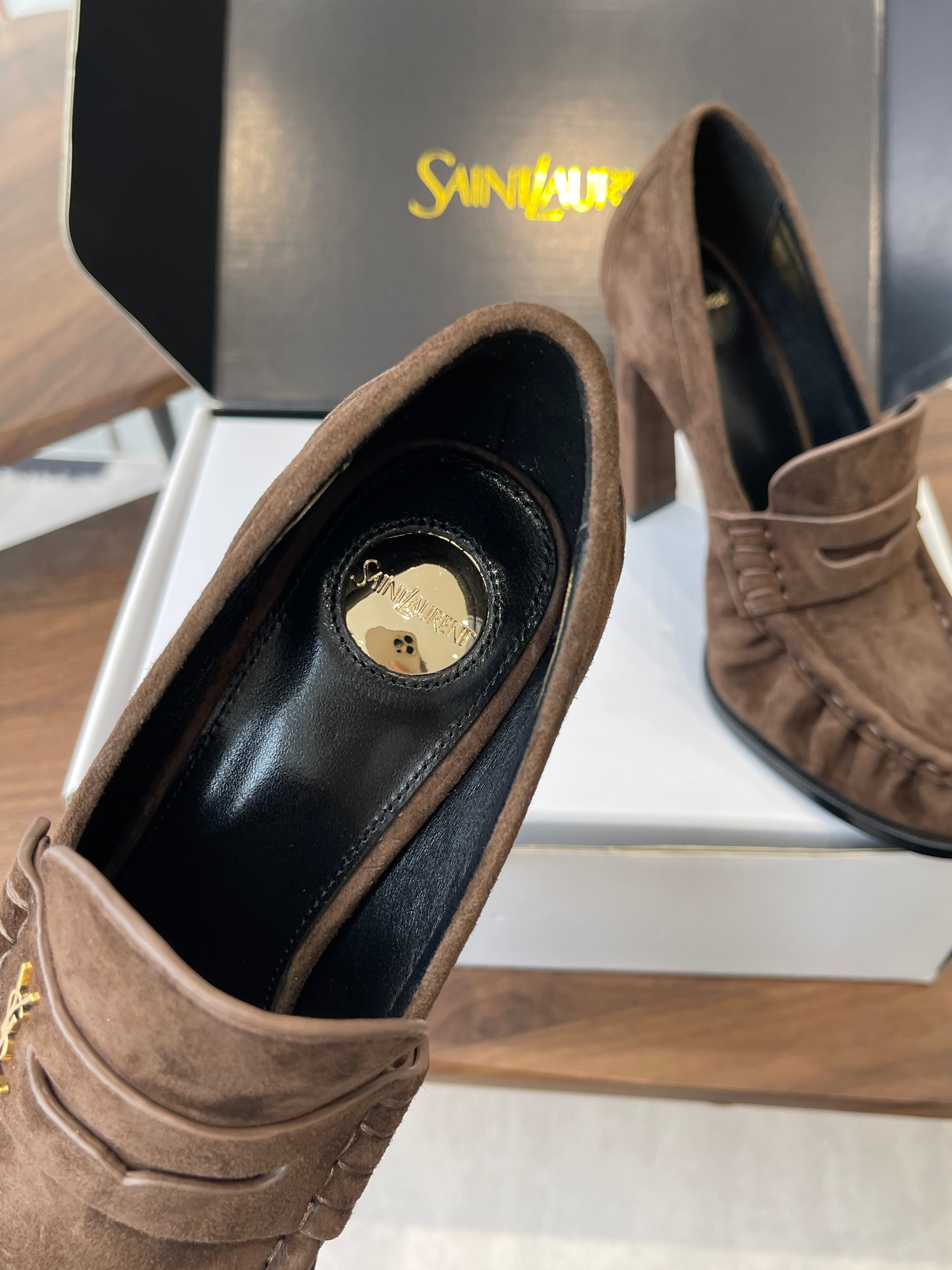 YSL 26S HEELED LOAFERS 100 MM IN DARK BROWN SUEDE