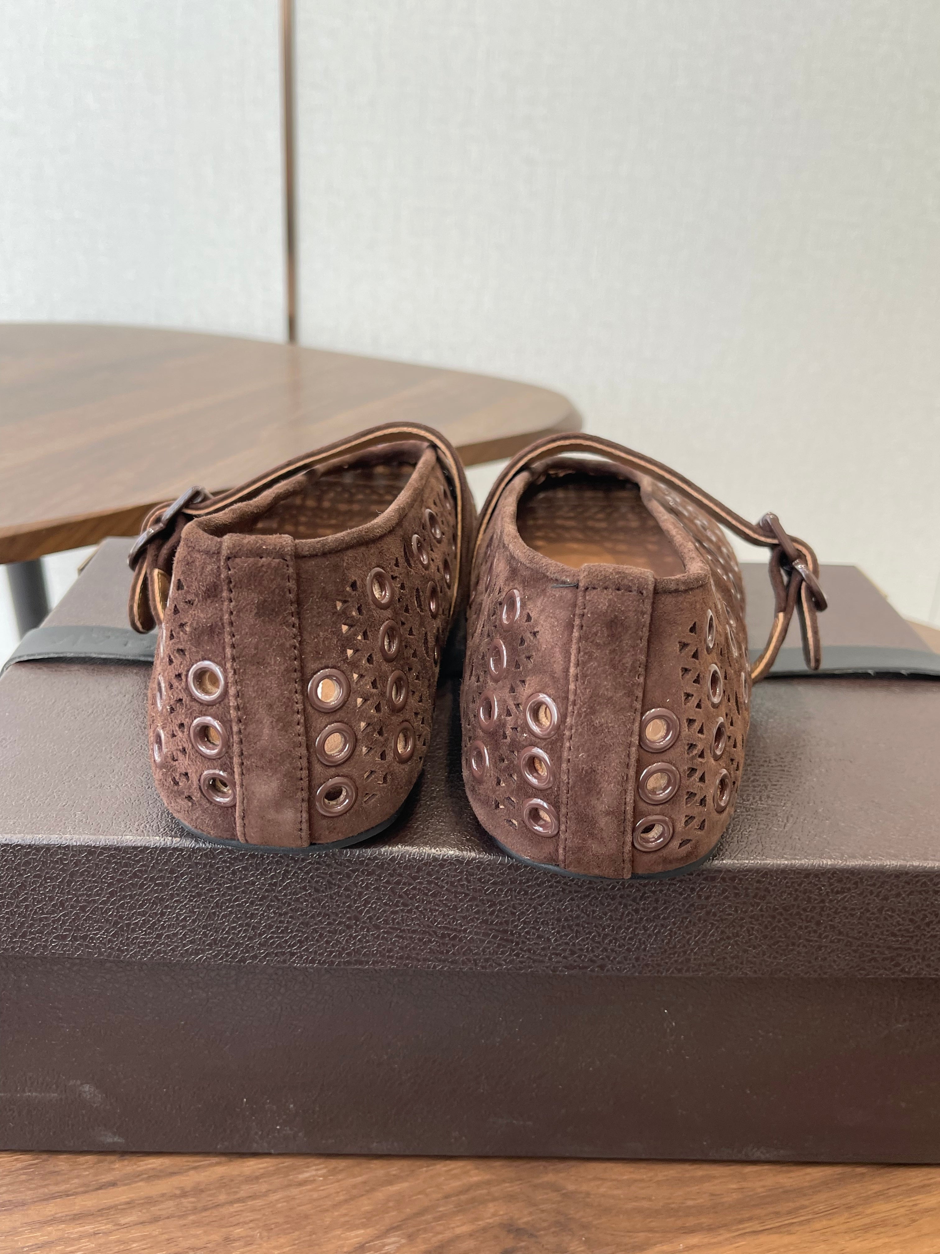 ALAIA 26S MARY JANE FLATS IN DARK BROWN SUEDE STYLE 1