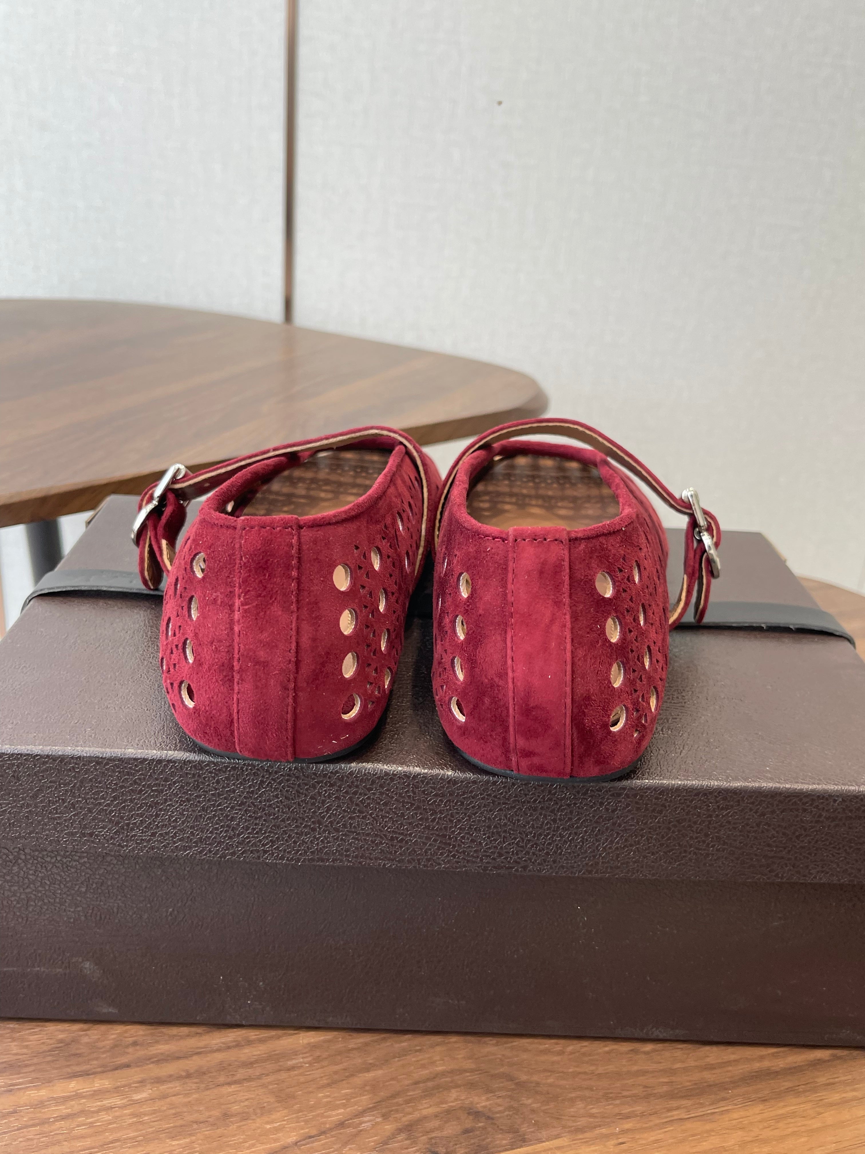 ALAIA 26S MARY JANE FLATS IN DARK RED SUEDE