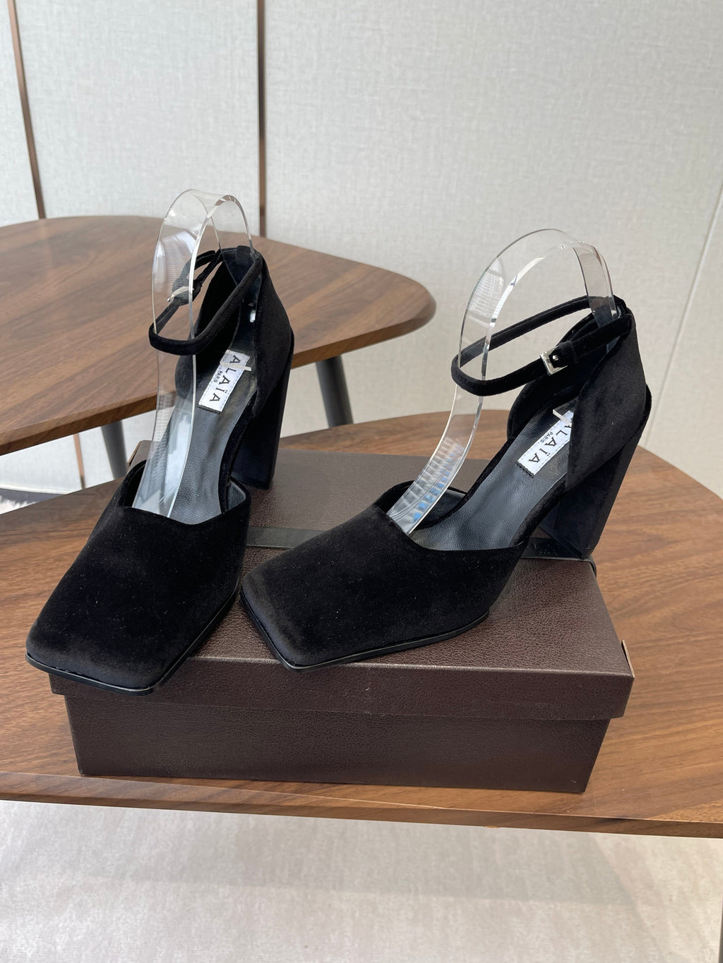 ALAIA 26S SQUARE-TOE HIGH HEELS 95 MM IN BLACK SUEDE