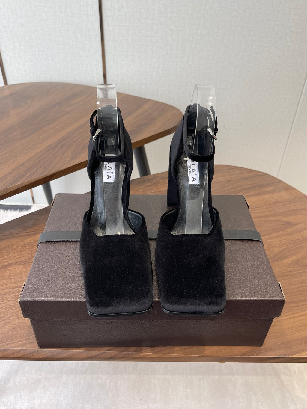 ALAIA 26S SQUARE-TOE HIGH HEELS 95 MM IN BLACK SUEDE