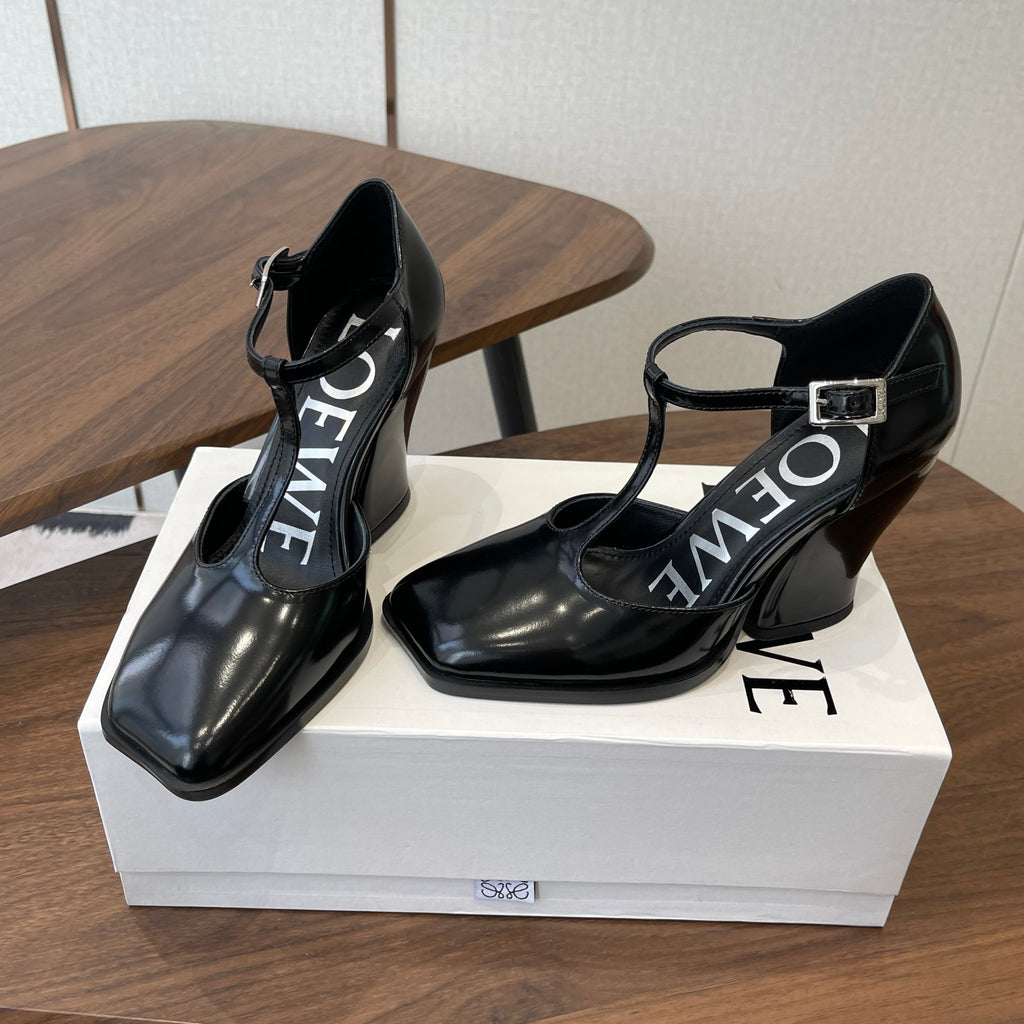 LOEWE 26S ONDA 90MM T-STRAP HIGH-HEEL SHOES IN BLACK GLOSSY CALFSKIN