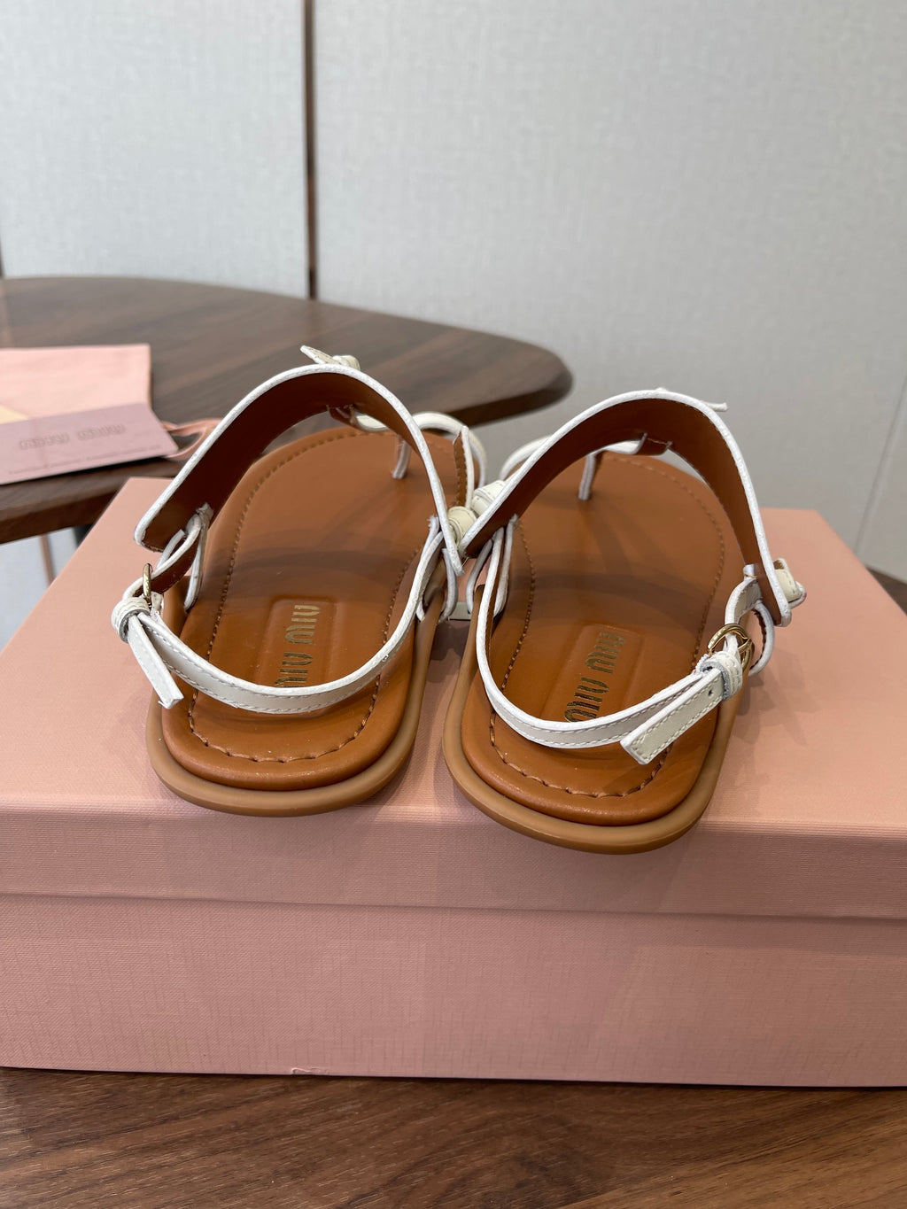 MIUMIU 26S FLIP FLOPS IN WHITE AND TAN BROWN CALFSKIN