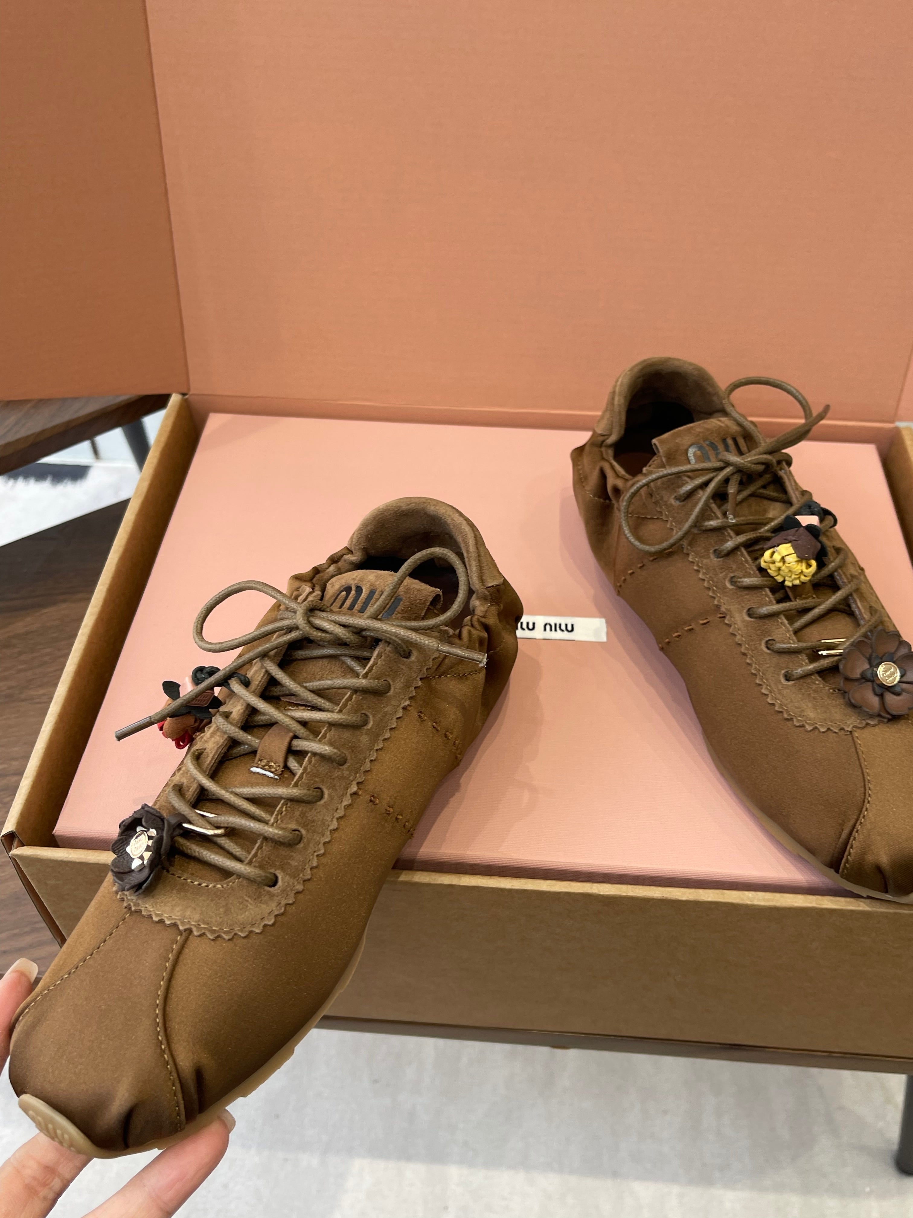 MIUMIU 26S SNEAKERS IN DARK BROWN PLUME SATIN