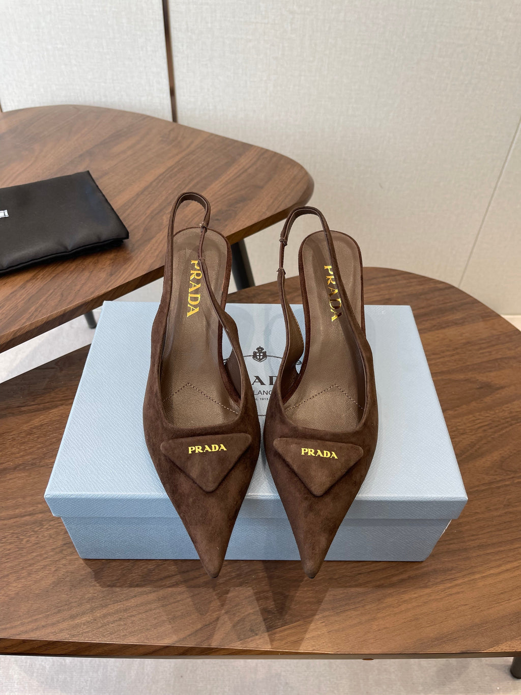 PRADA 26S SLINGBACK PUMPS 75MM IN DARK BROWN SUEDE WITH LOGO