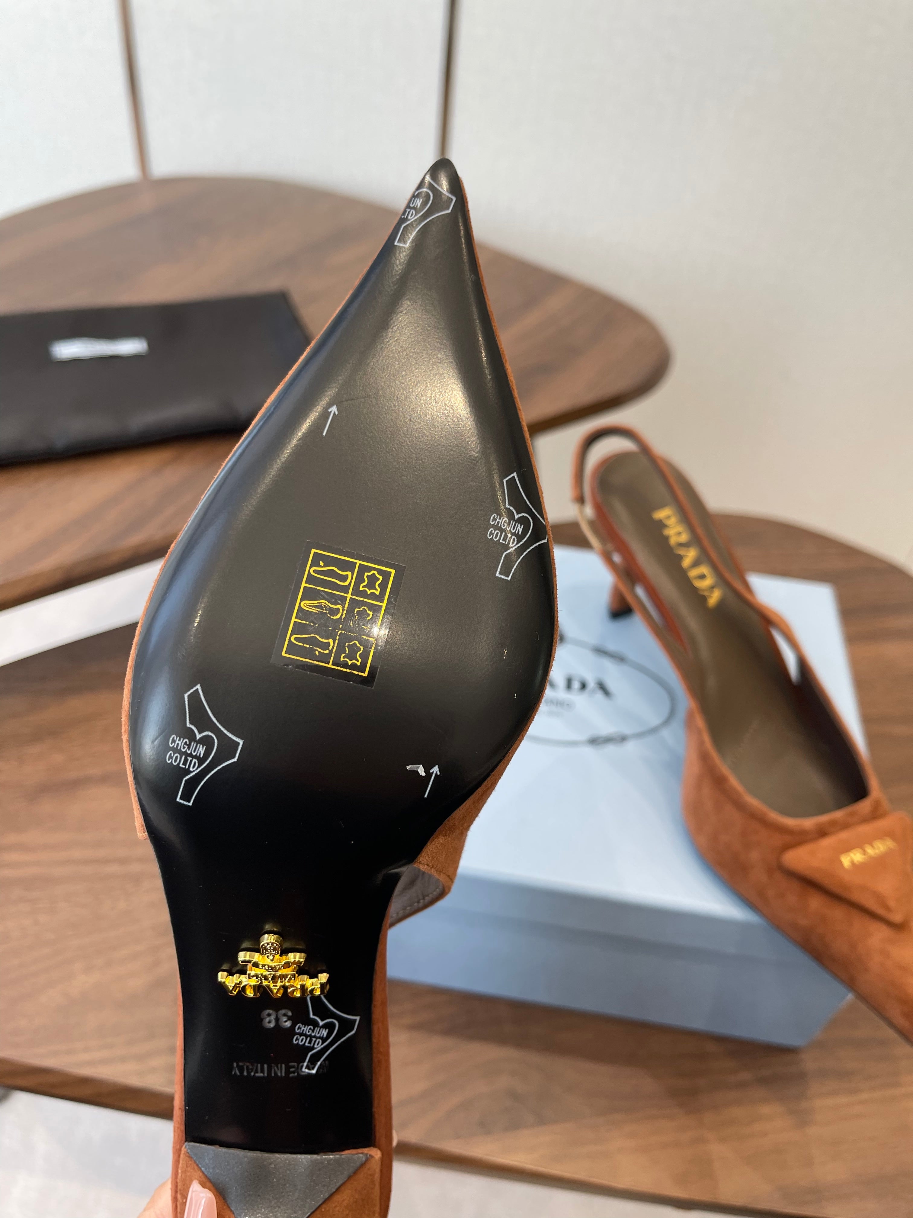 PRADA 26S SLINGBACK PUMPS 75MM IN CARAMEL BROWN SUEDE WITH LOGO