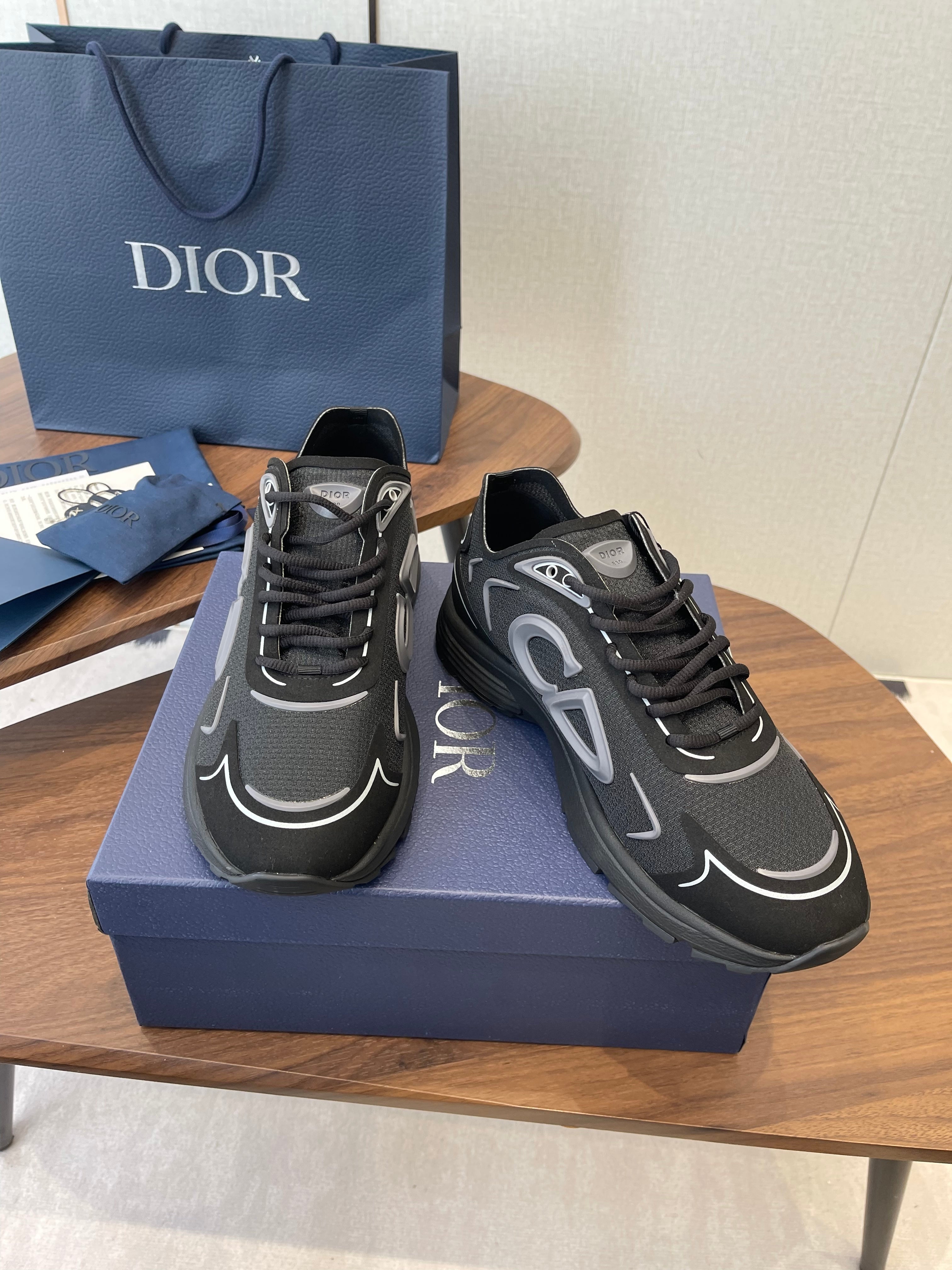 DIOR 26S B30 COUNTDOWN TECH SNEAKER IN BLACK TECHNICAL FABRIC AND SUEDE