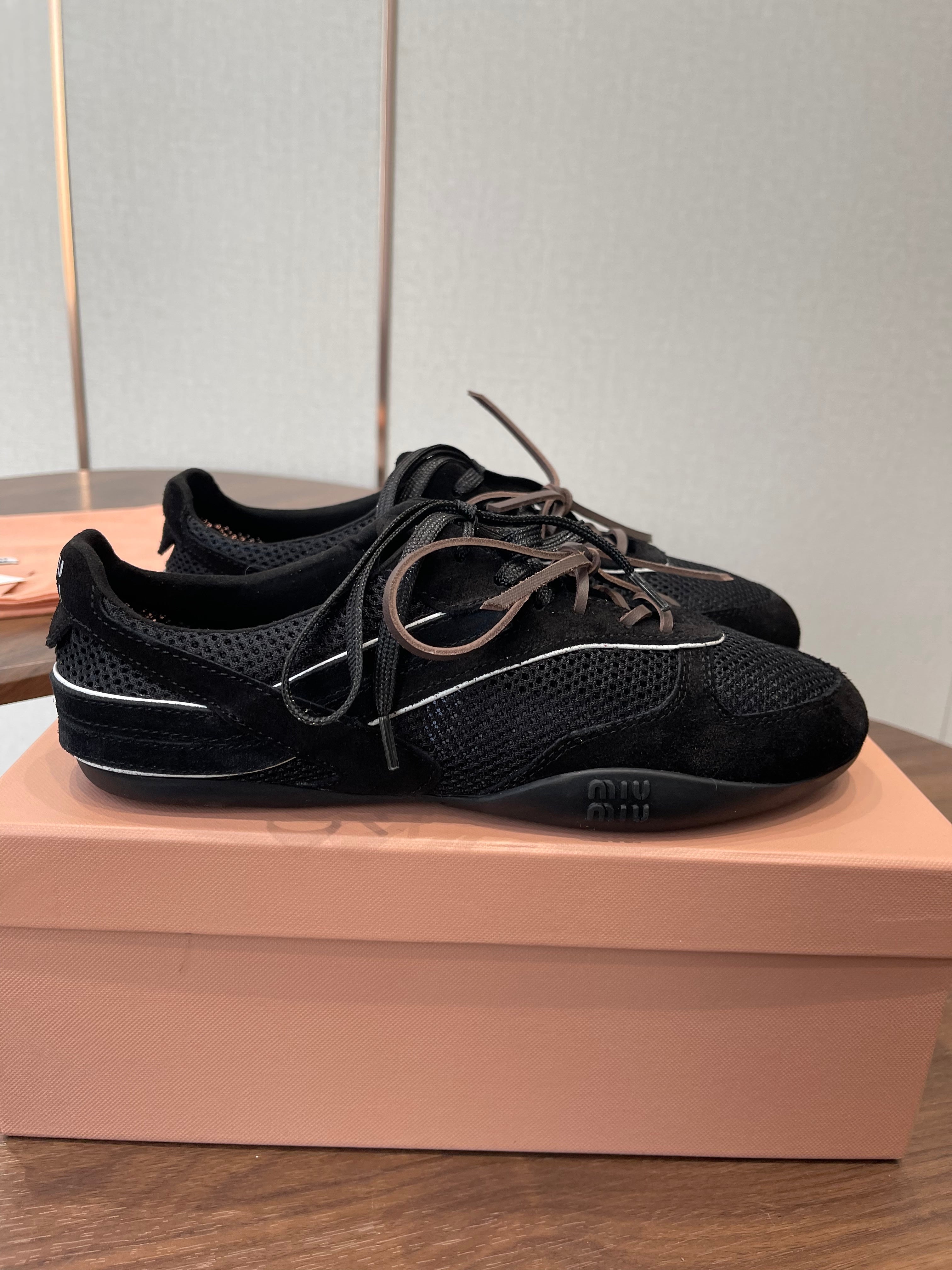 MIUMIU 26S SNEAKERS IN BLACK MESH AND SUEDE