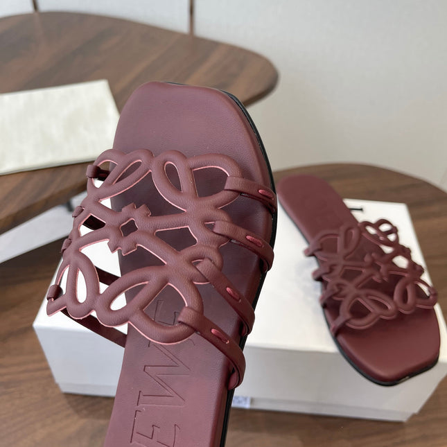 LOEWE 26S PETAL ANAGRAM SLIDE IN WINE RED CALFSKIN