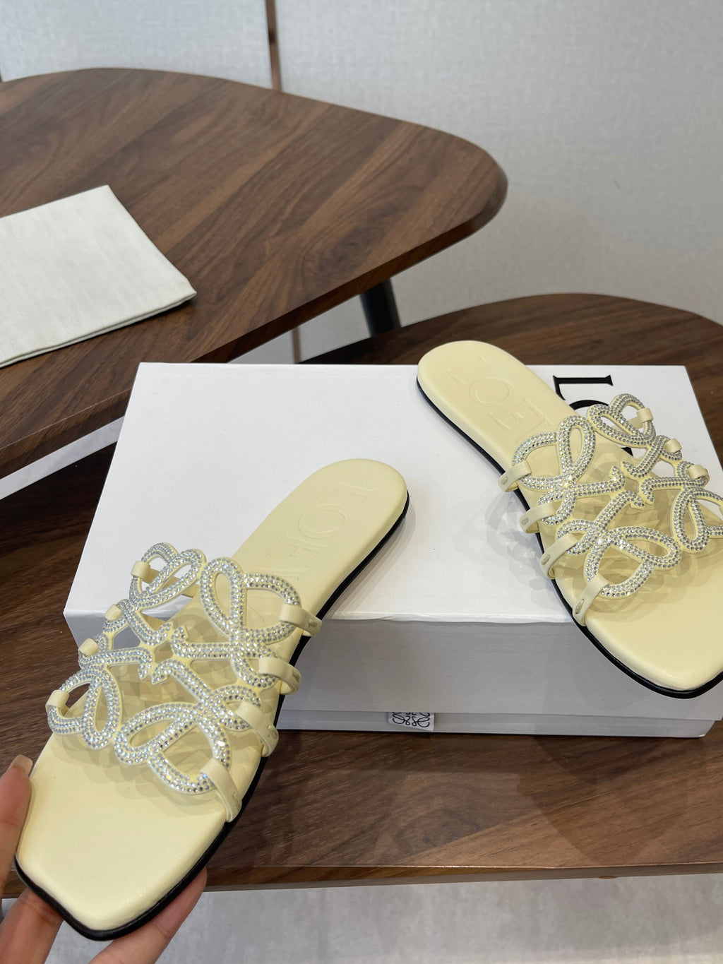 LOEWE 26S FLAT SANDALS IN LIGHT YELLOW CALFSKIN WITH CRYSTALS