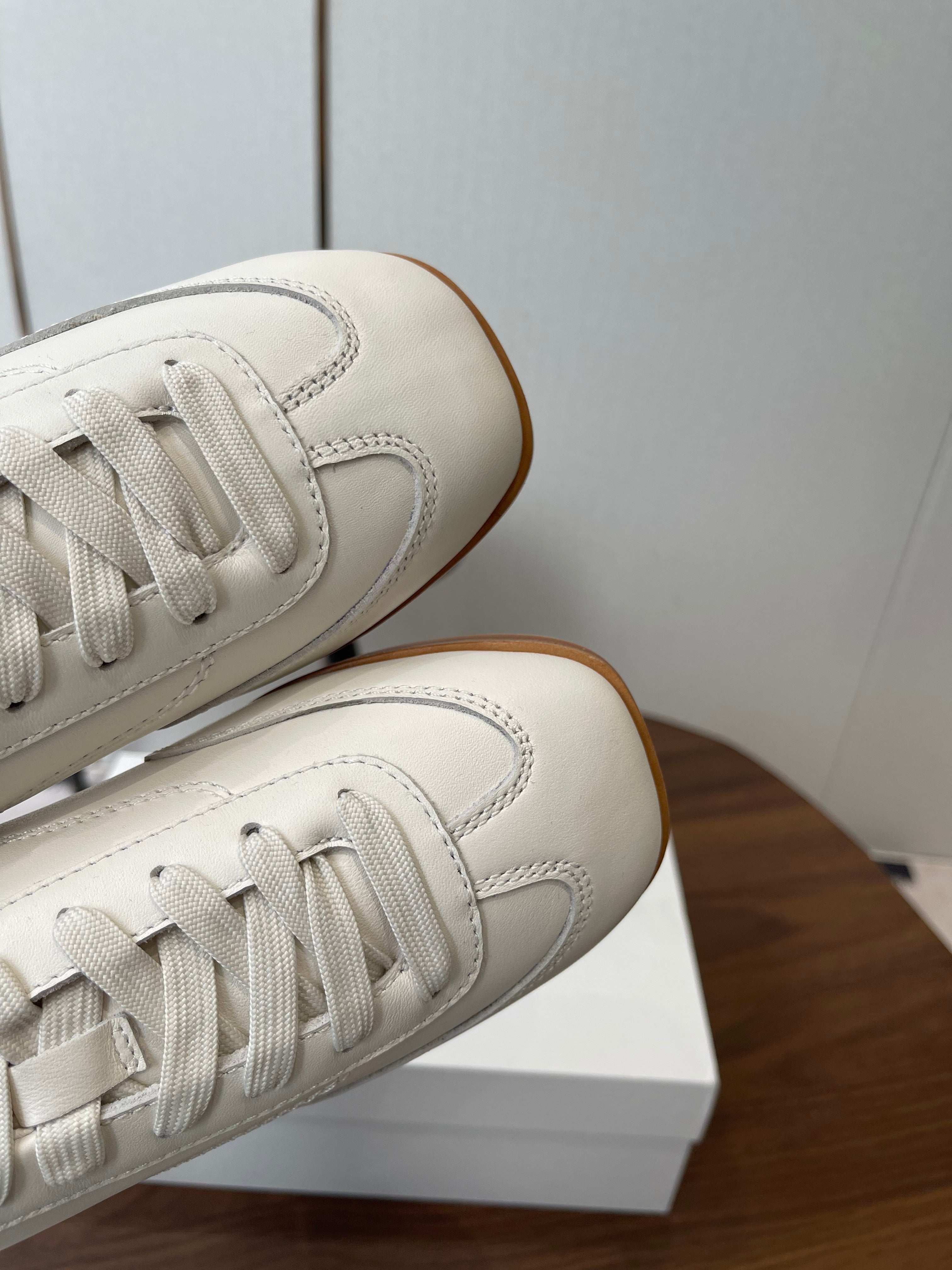 THE ROW 26S SNEAKERS IN WHITE CALFSKIN