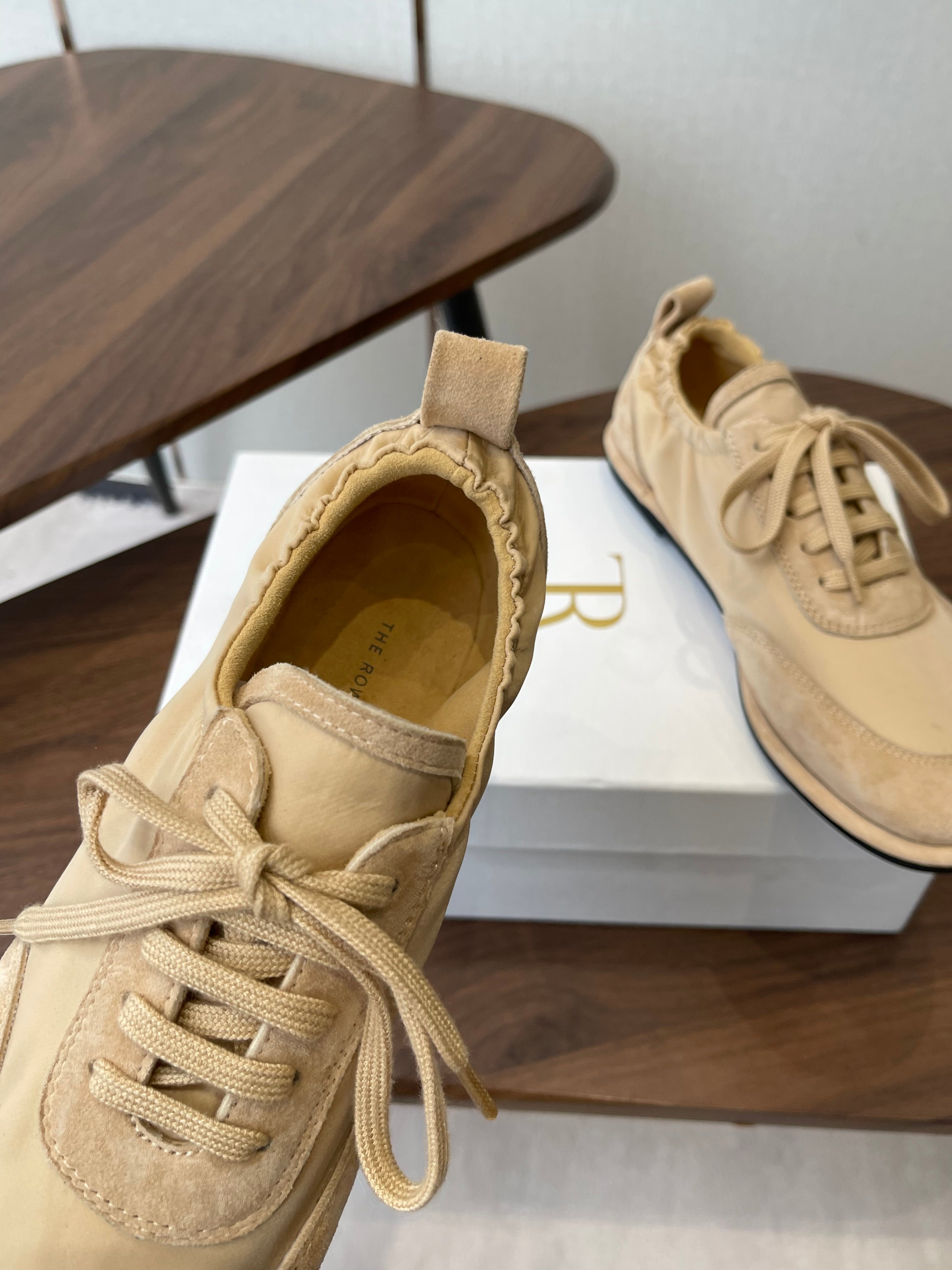 THE ROW 26S SNEAKERS IN BEIGE SUEDE AND FABRIC