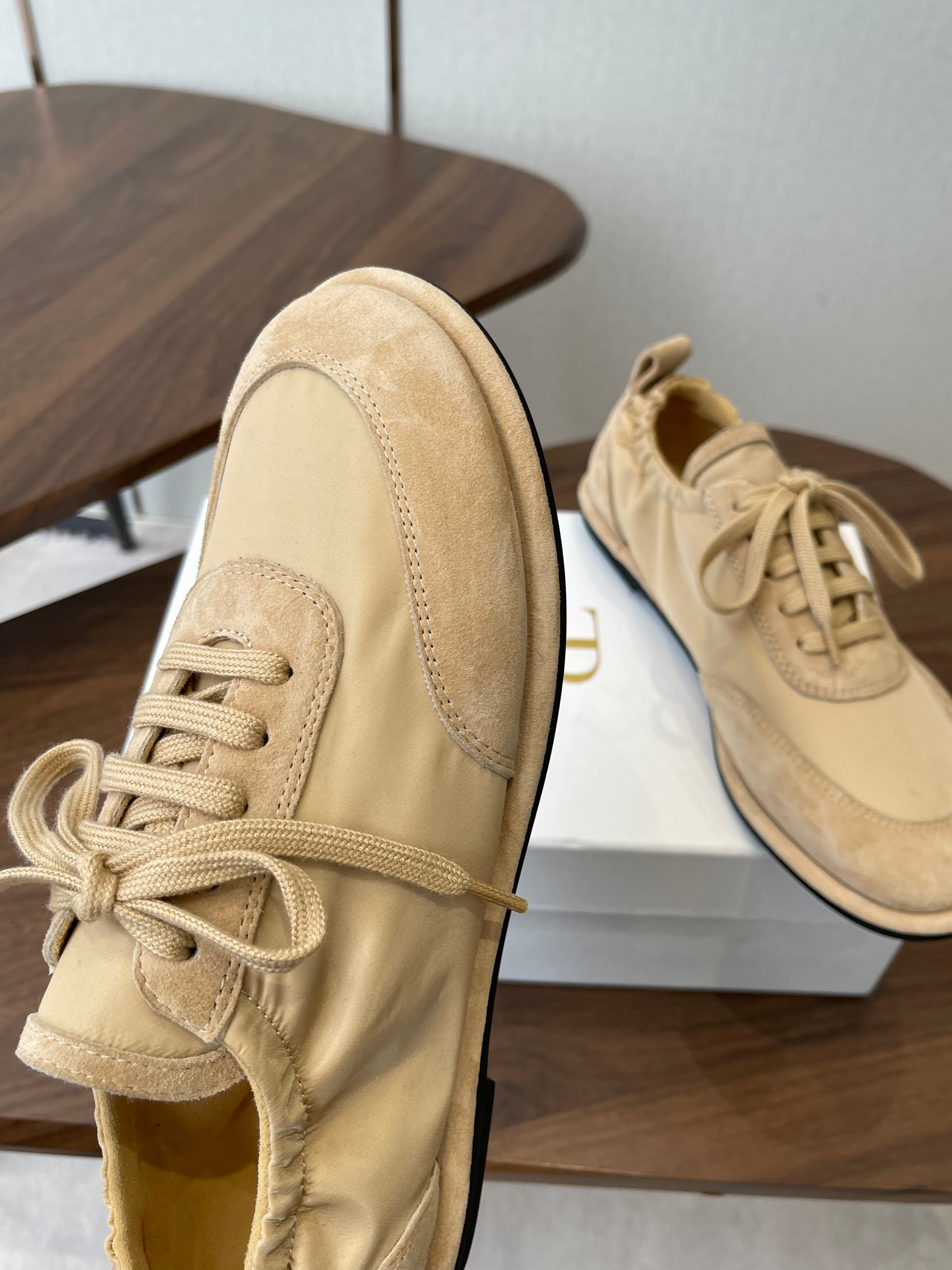 THE ROW 26S SNEAKERS IN BEIGE SUEDE AND FABRIC