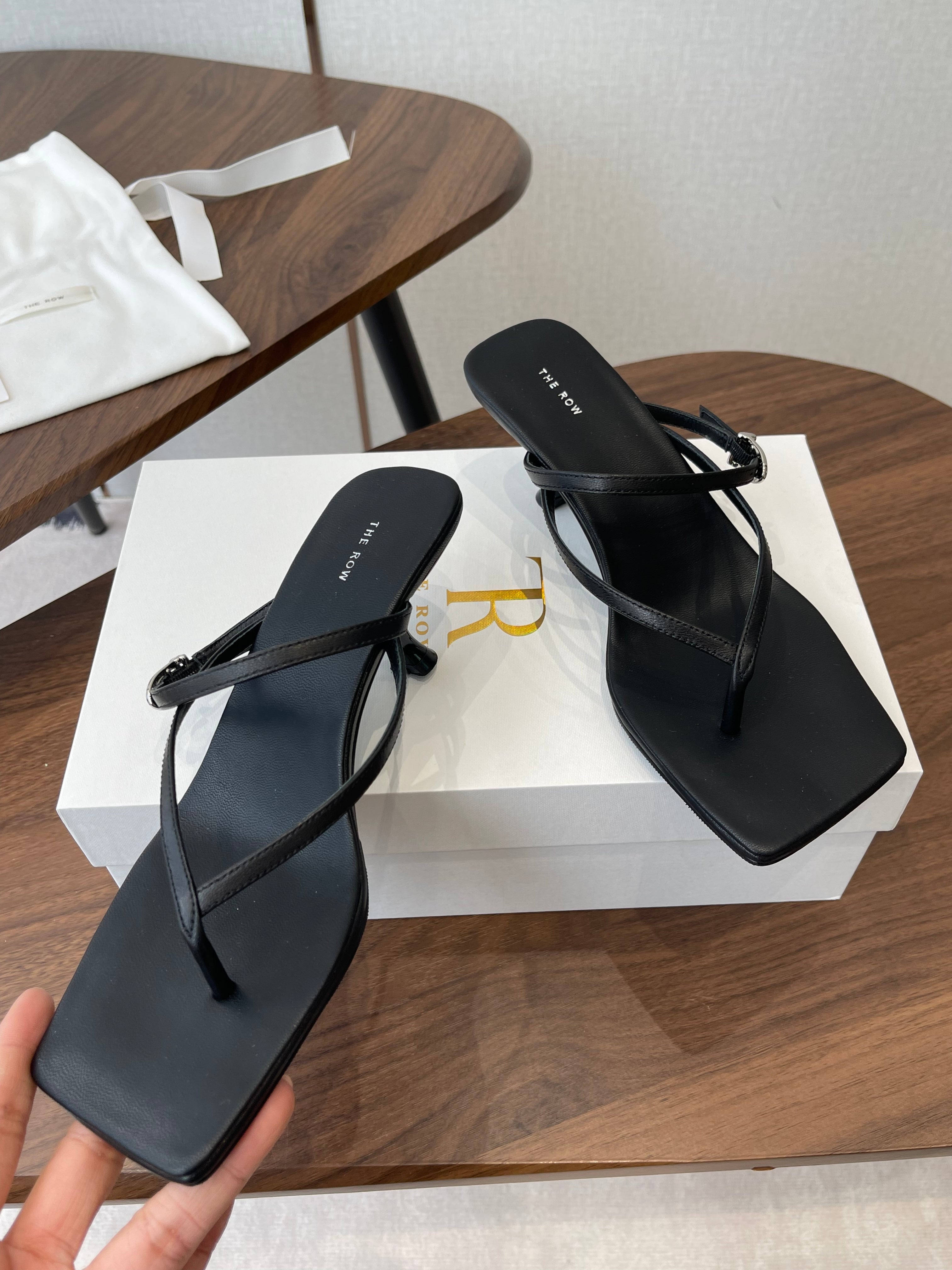 THE ROW 26S SQUARE TOE THONG HEELS IN BLACK CALFSKIN