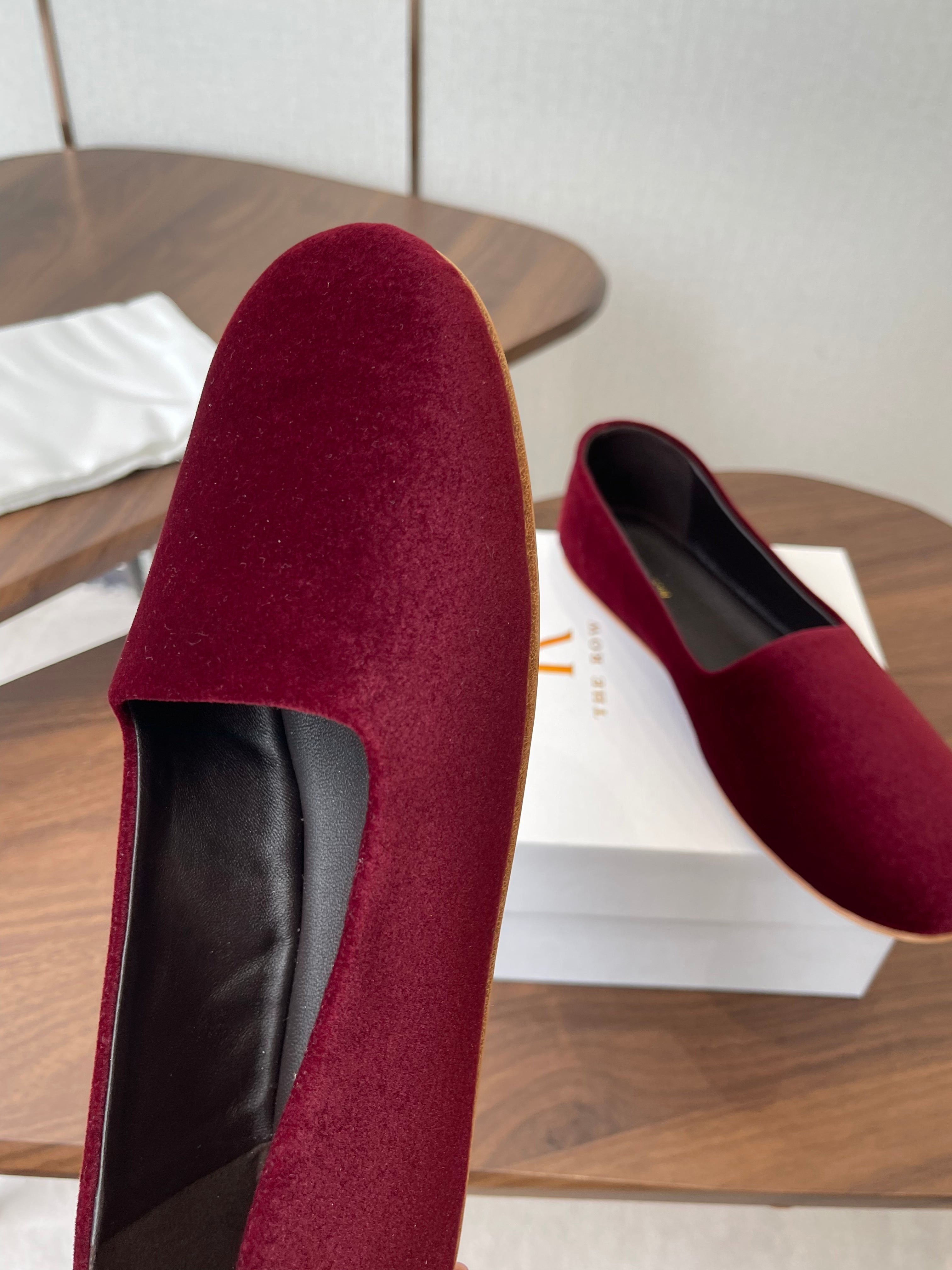 THE ROW 26S BALLET FLATS IN BURGUNDY RED VELVET