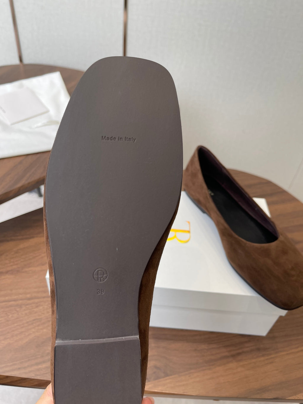 THE ROW 26S FLATS IN DARK BROWN SUEDE