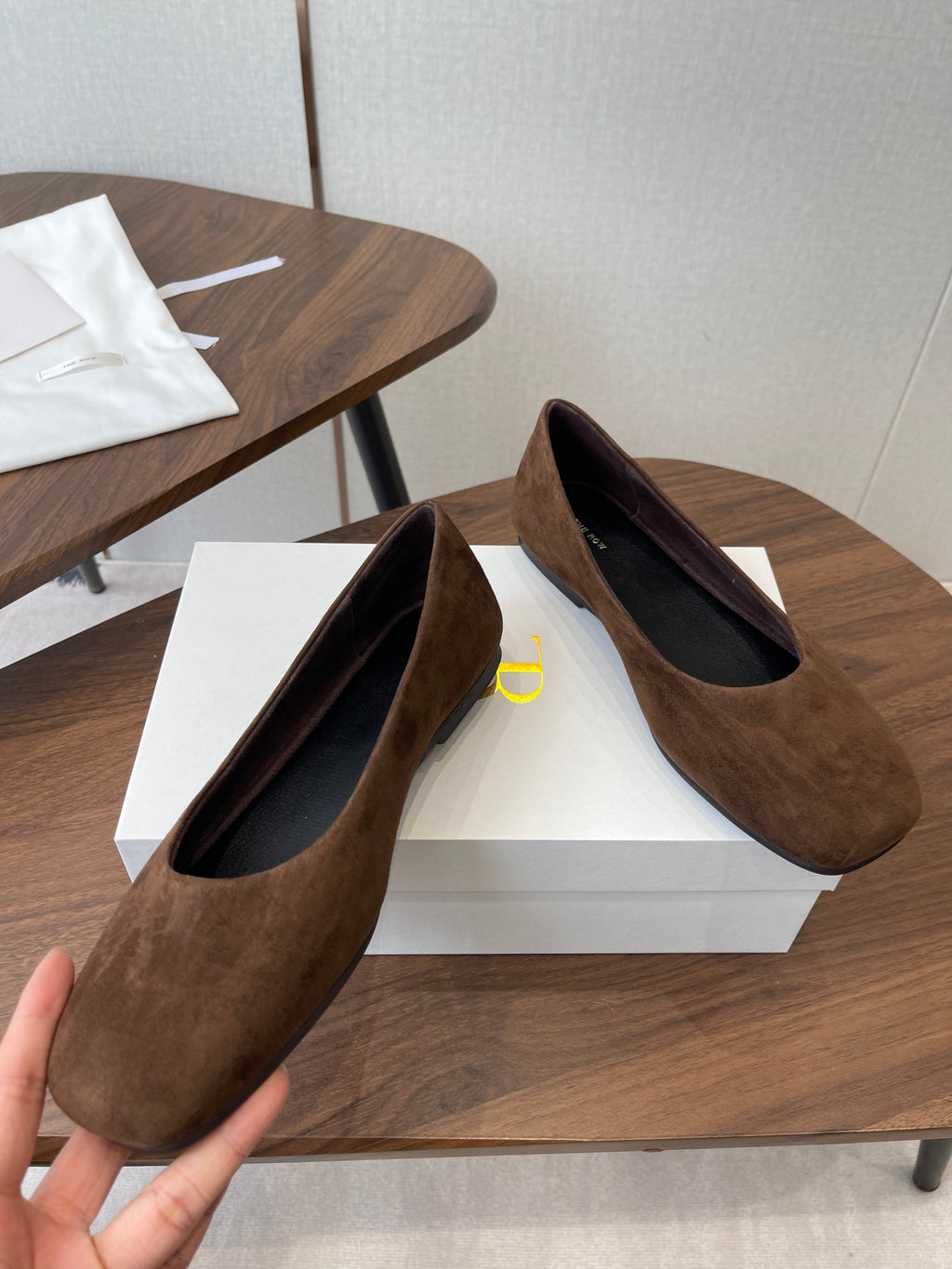 THE ROW 26S FLATS IN DARK BROWN SUEDE