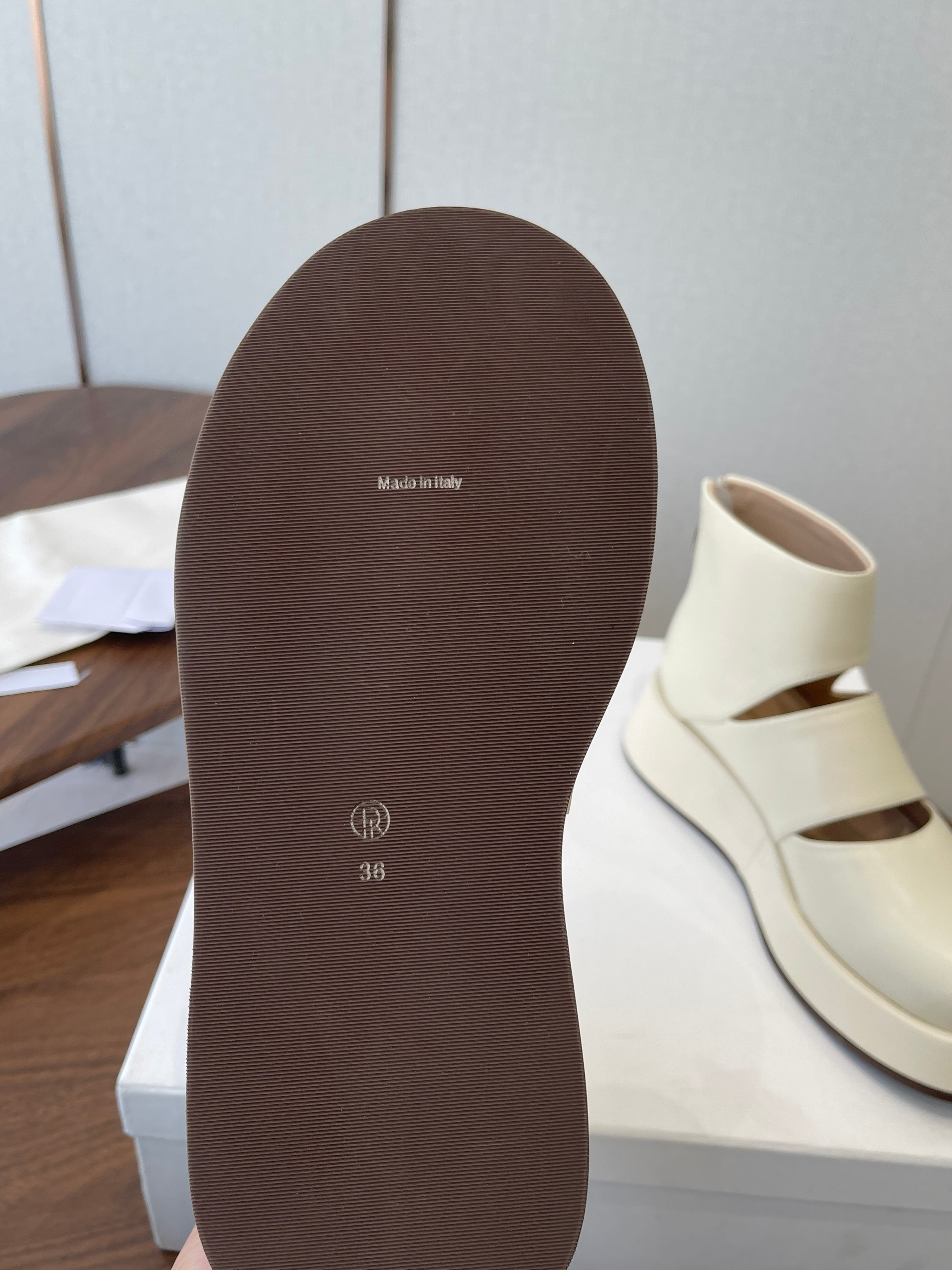 THE ROW 26S PLATFORM MARY JANE IN CREAM WHITE CALFSKIN