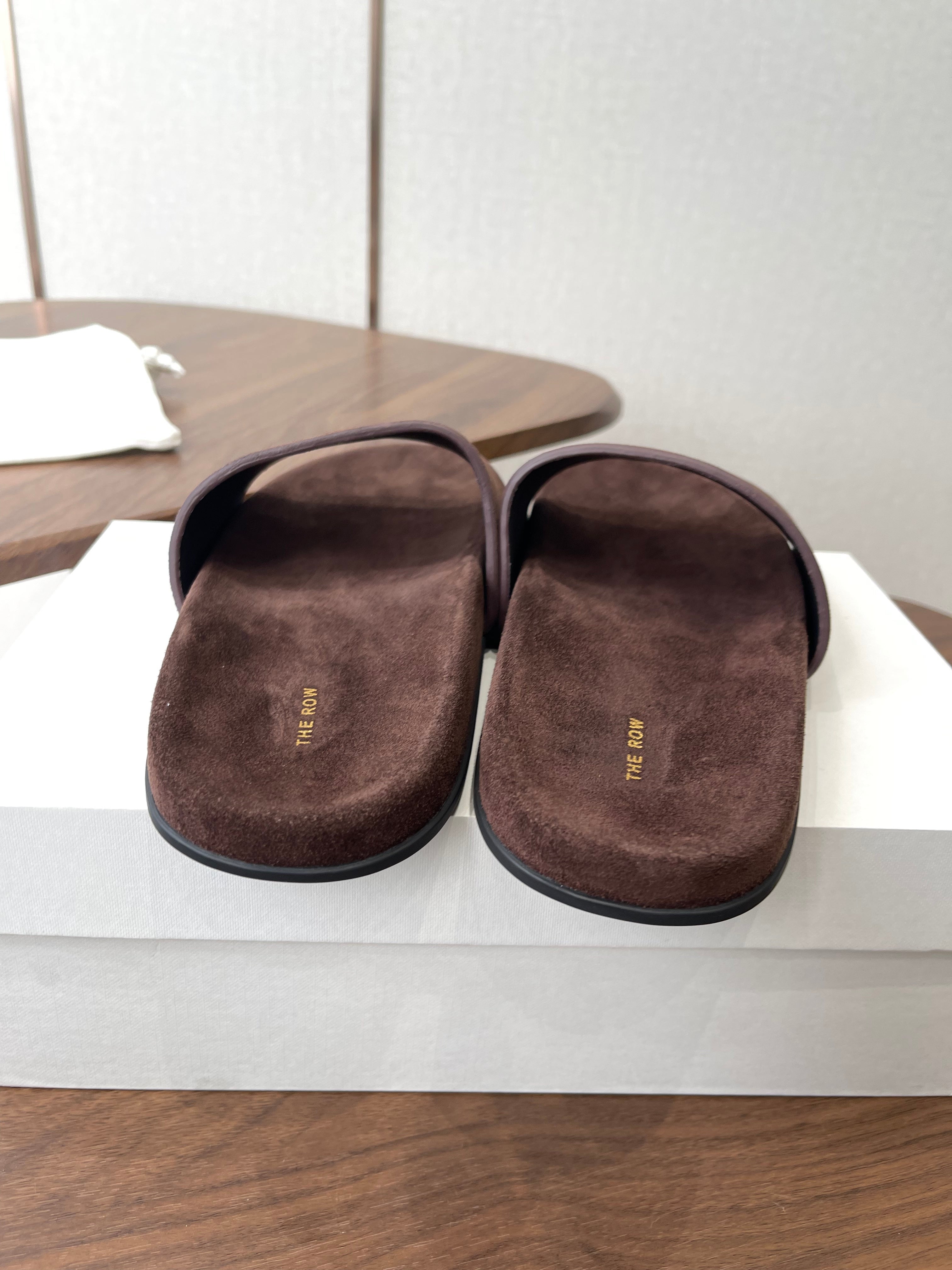 THE ROW 26S SLIDE SANDALS IN CHOCOLATE BROWN SUEDE
