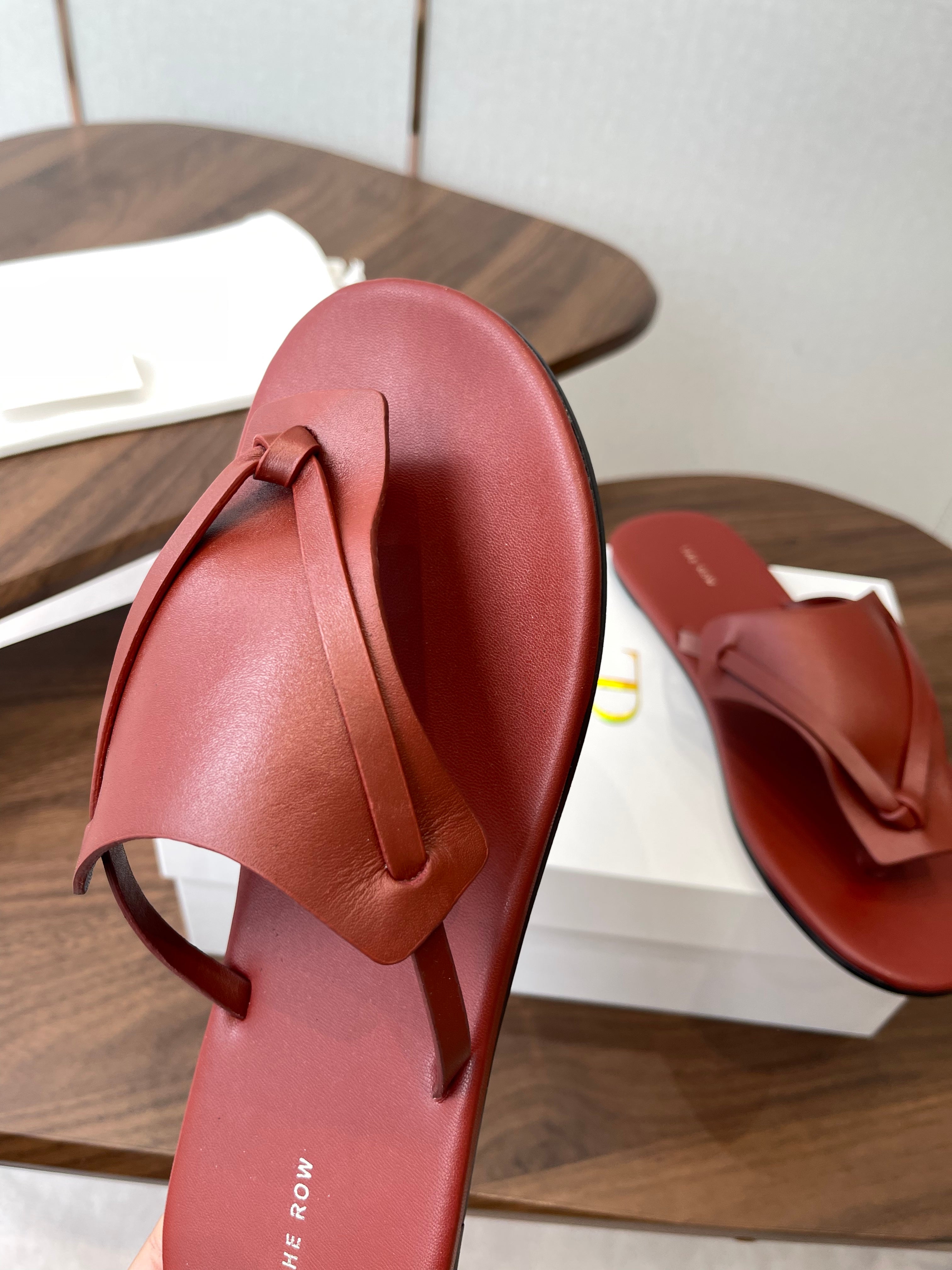 THE ROW 26S T STRAP THONG SANDALS IN RUST RED CALFSKIN