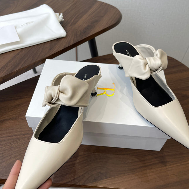 THE ROW 26S SLINGBACK POINTED HEELS IN CREAM WHITE CALFSKIN WITH BOW