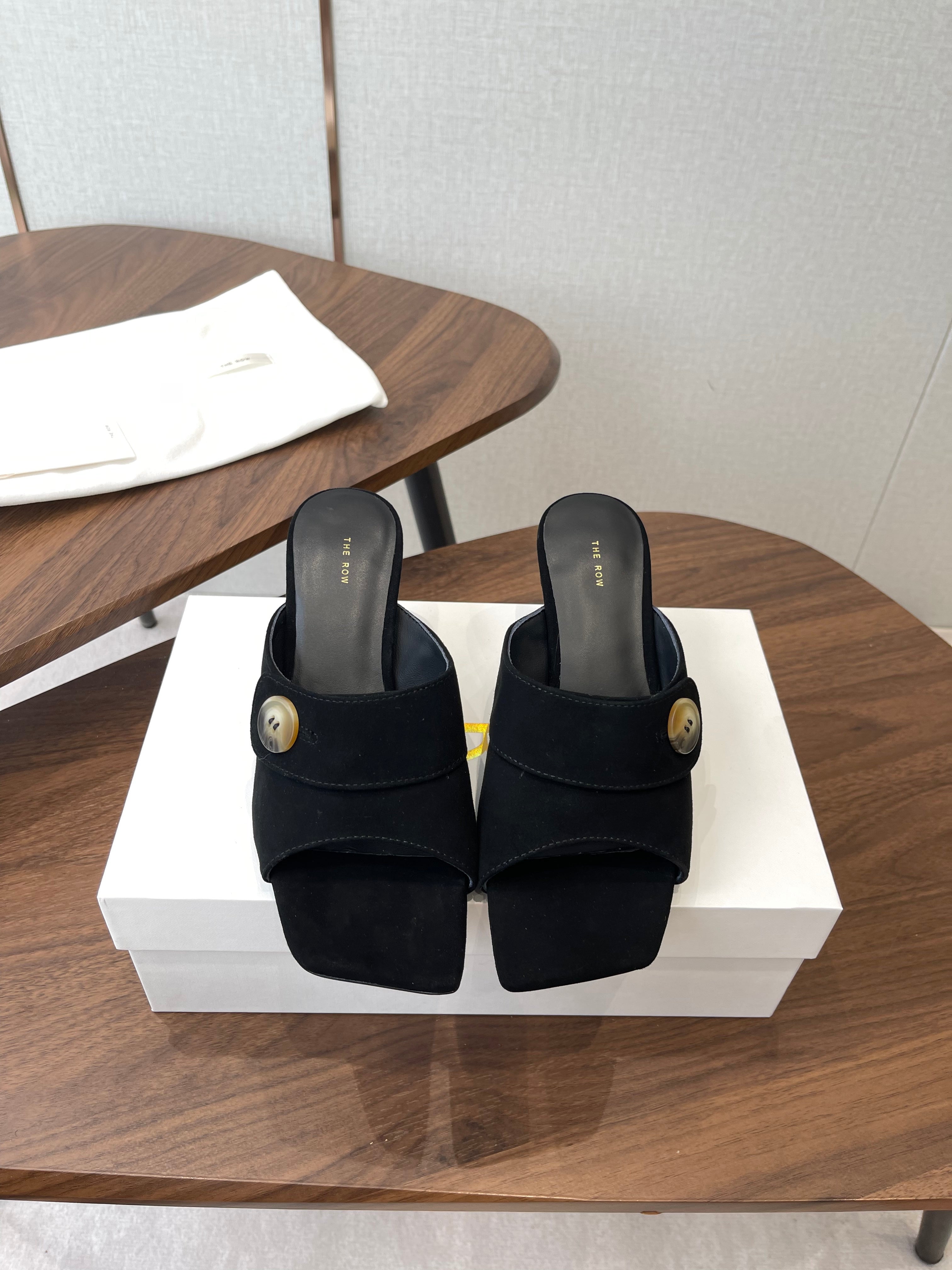 THE ROW 26S BUTTON DETAIL MULE HEELS 70MM IN BLACK SUEDE