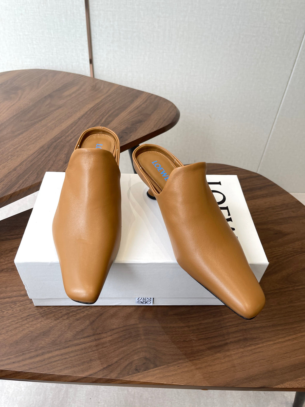 LOEWE 26S EMILY MULE 55MM IN TAN BROWN CALFSKIN