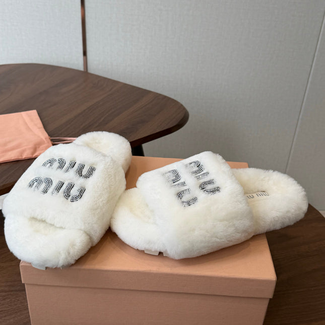 MIUMIU 26S CRYSTAL LOGO SLIDES IN WHITE SHEARLING