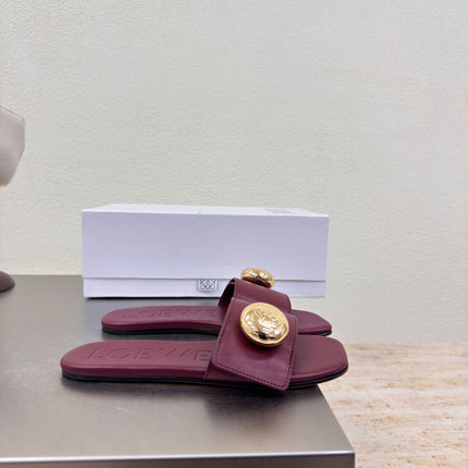 LOEWE 26S PEBBLE SLIDE IN BURGUNDY RED CALFSKIN GOLD HARDWARE