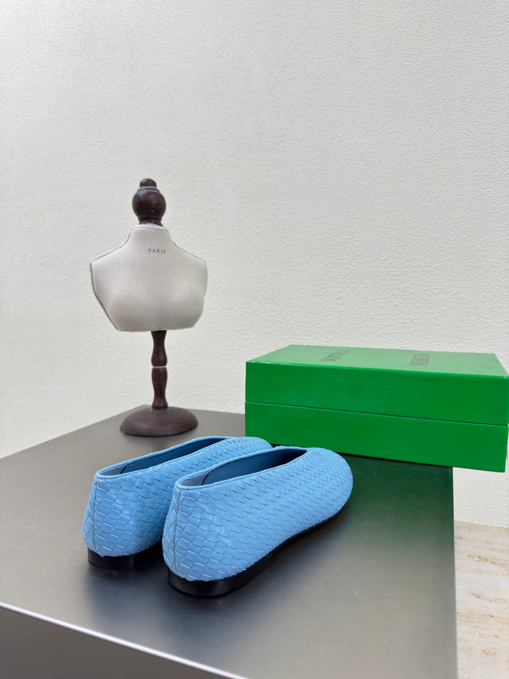 BOTTEGA VENETA 26S BALLET FLATS IN BLUE WOVEN LAMBSKIN