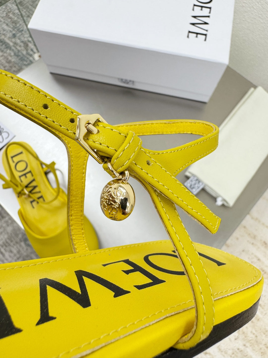 LOEWE 26S SLINGBACK FLAT PUMPS IN YELLOW CALFSKIN