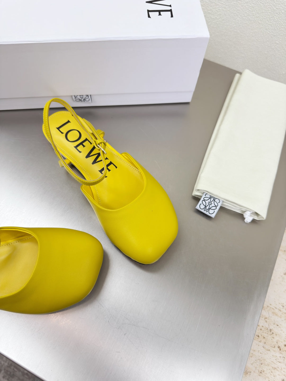 LOEWE 26S SLINGBACK FLAT PUMPS IN YELLOW CALFSKIN
