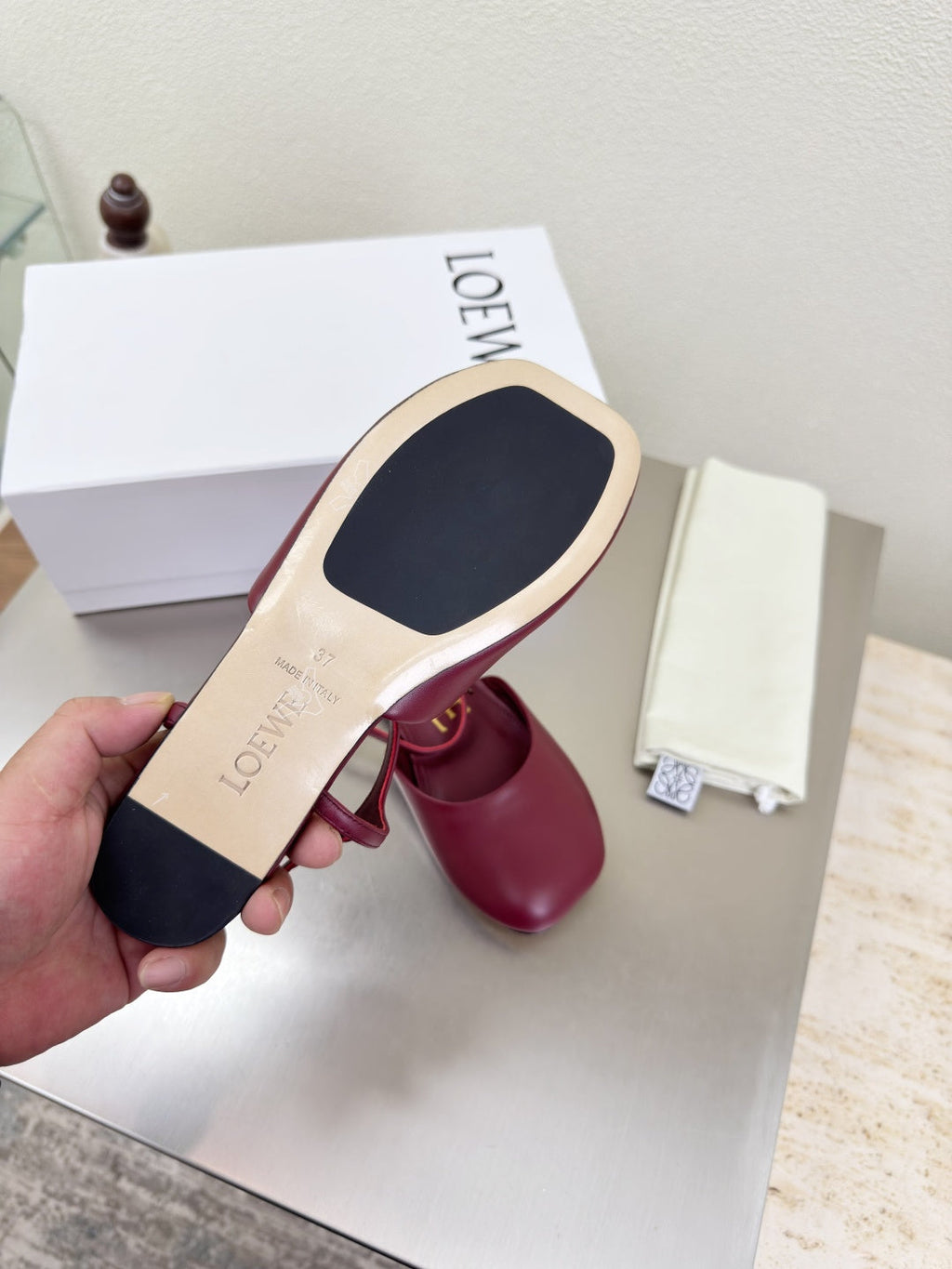 LOEWE 26S SLINGBACK FLAT PUMPS IN BURGUNDY RED CALFSKIN