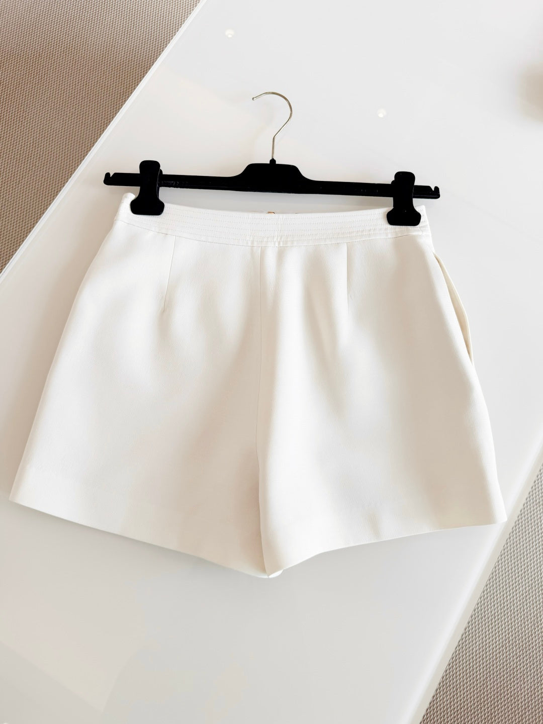 VALENTINO 26S SHORTS 1230