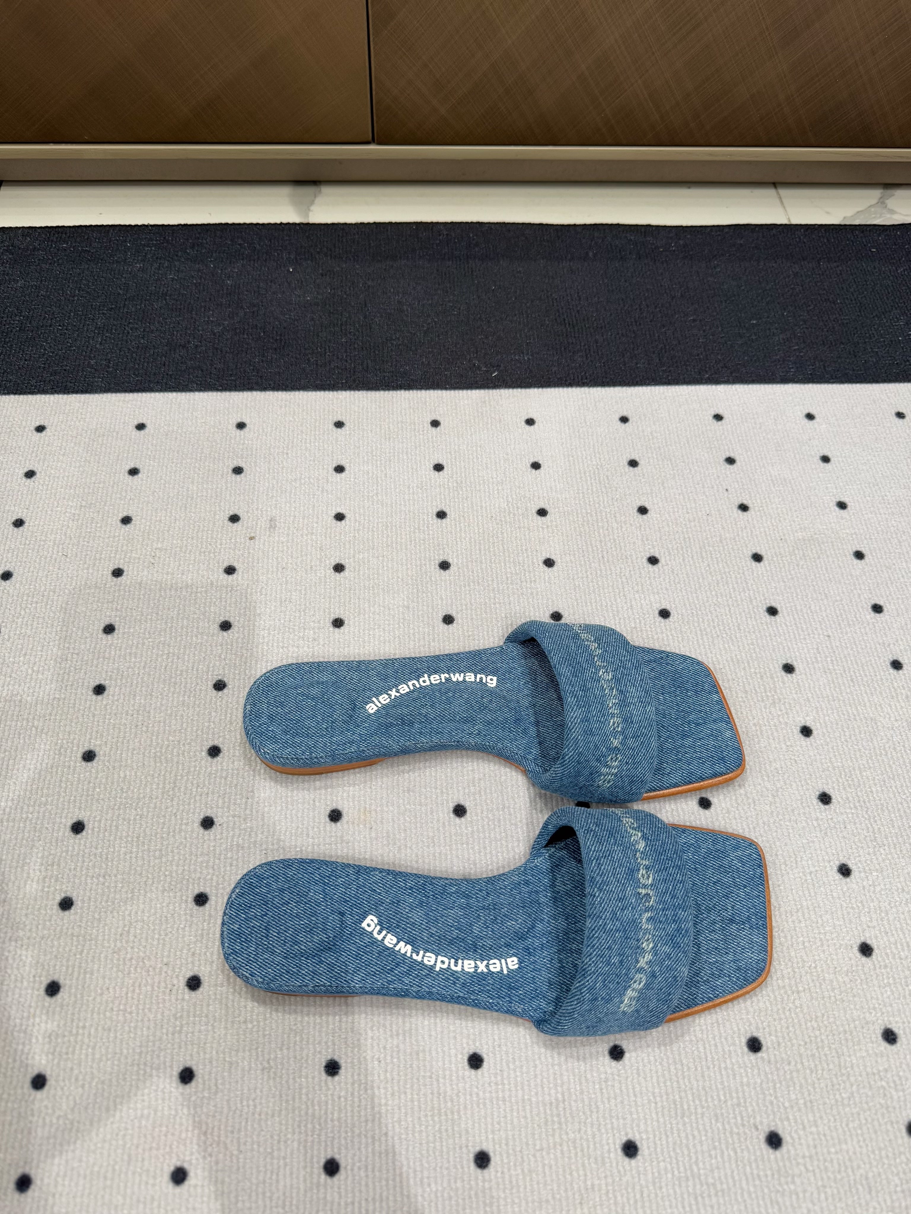 VY POOL SANDAL IN CERULEAN BLUE DENIM